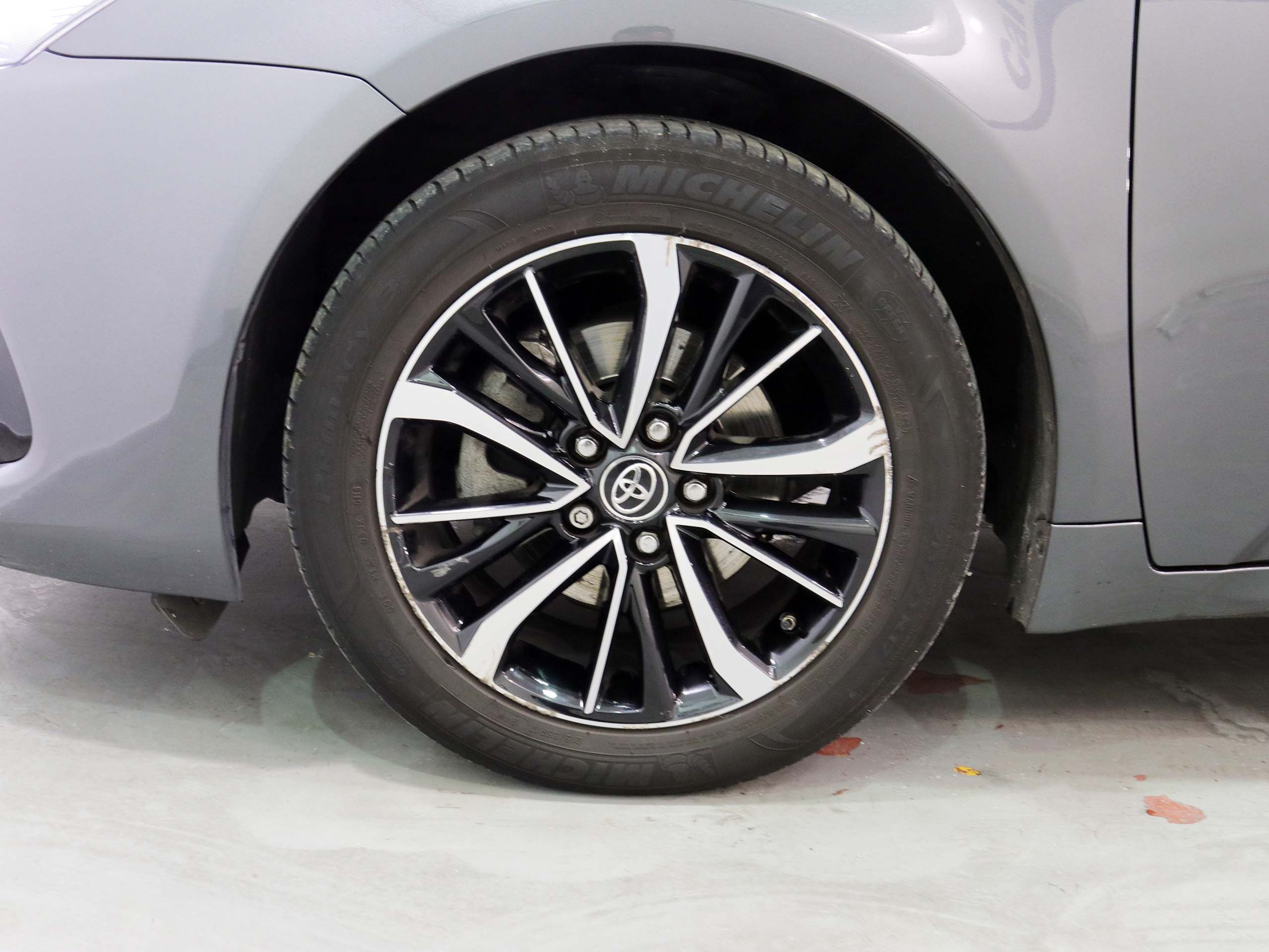Foto Toyota Avensis 39