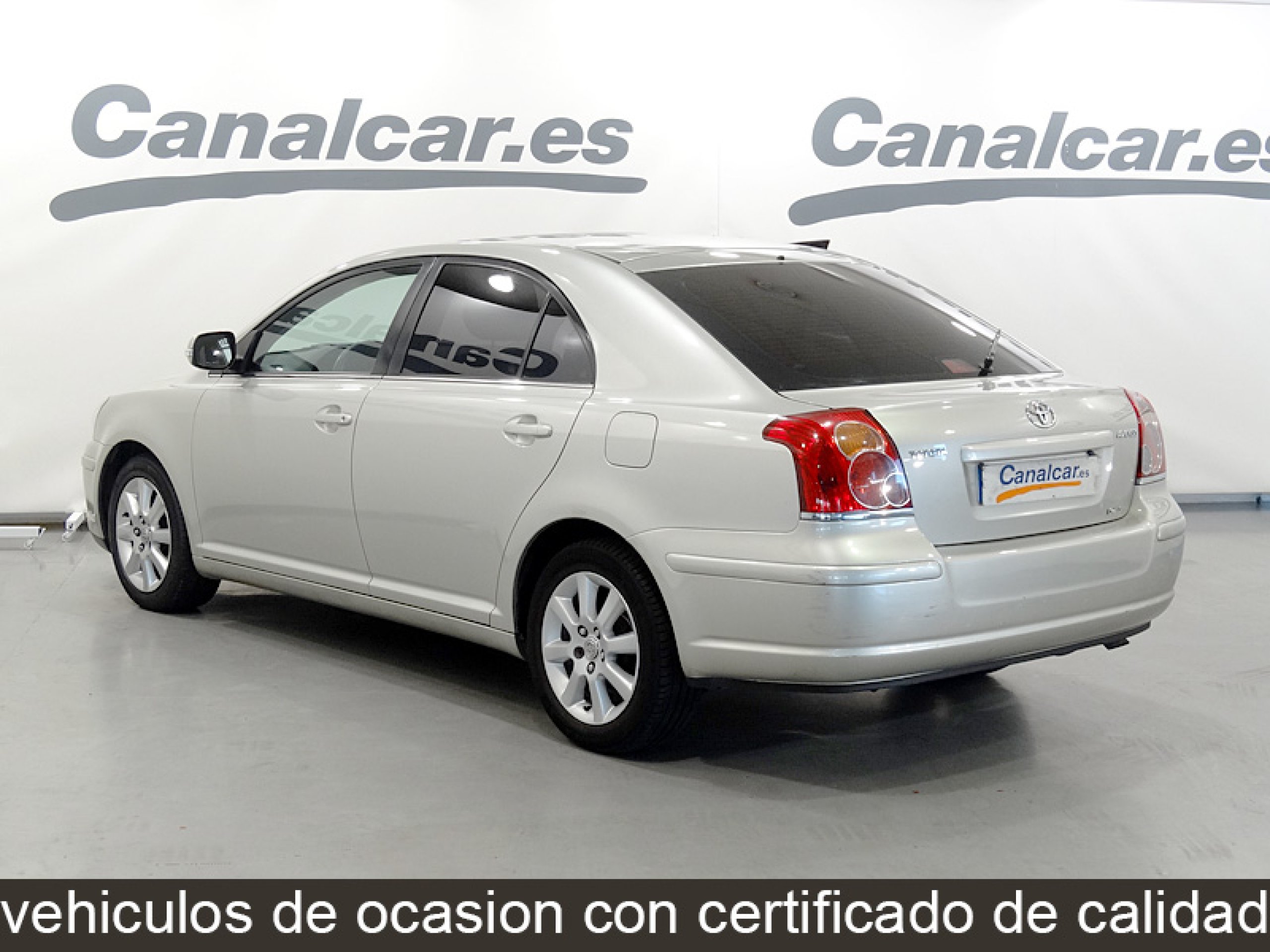 Foto Toyota Avensis 9