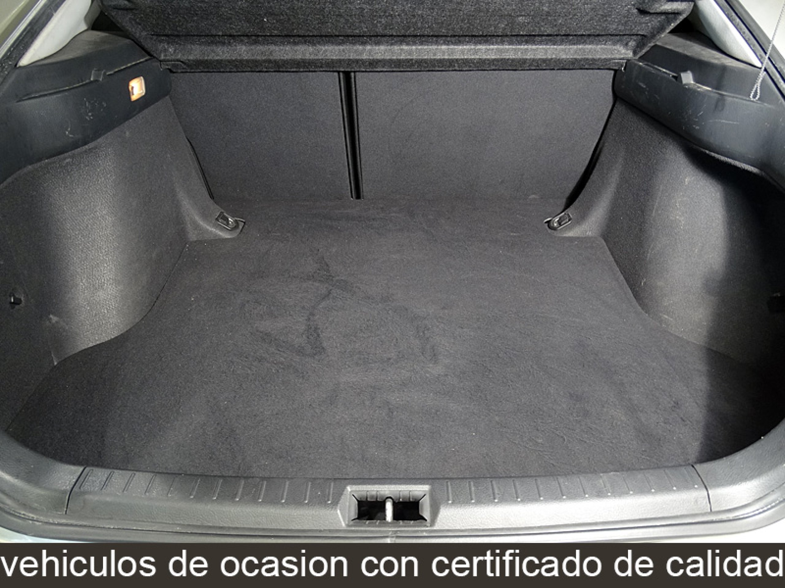 Foto Toyota Avensis 10