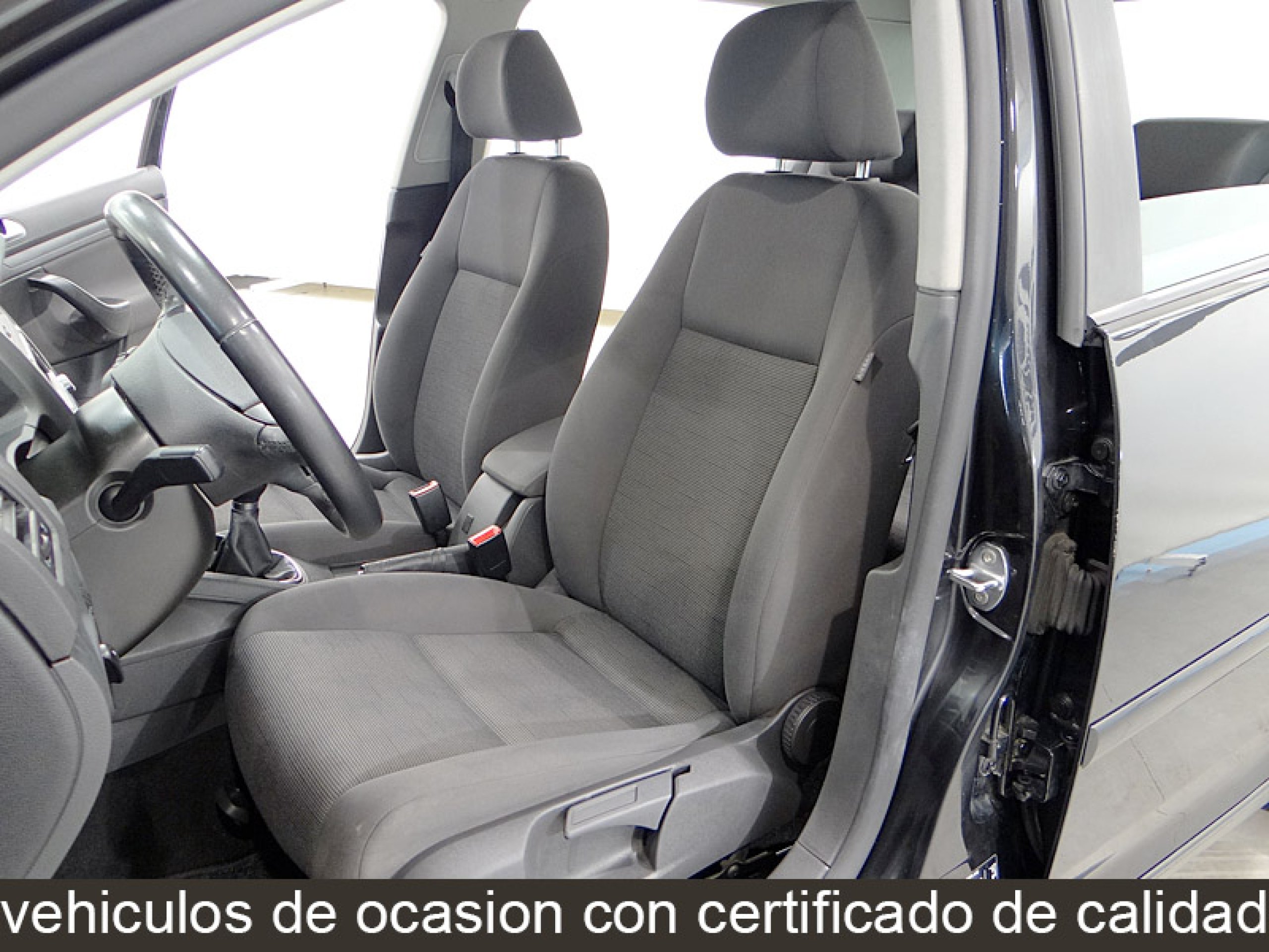 Foto Volkswagen Golf 15