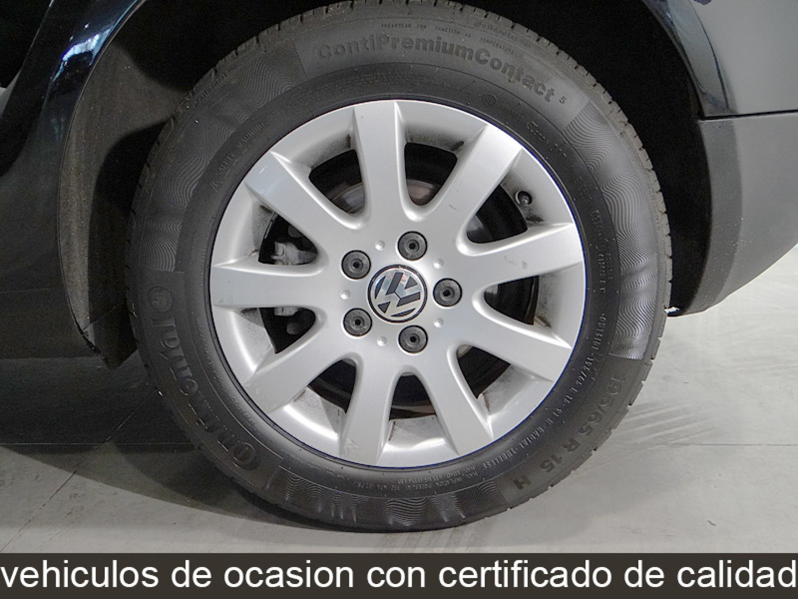 Foto Volkswagen Golf 32