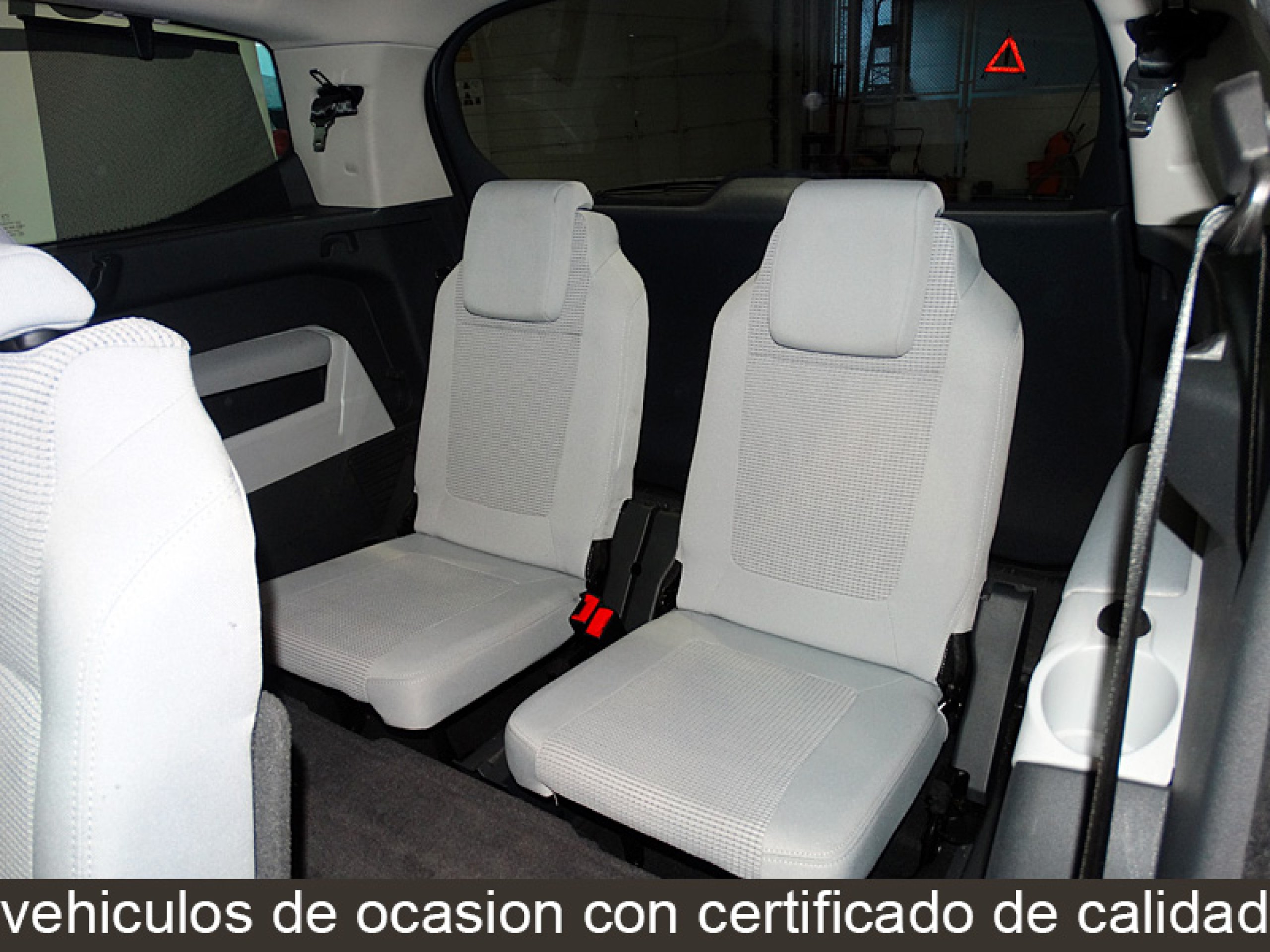Foto Peugeot 5008 18