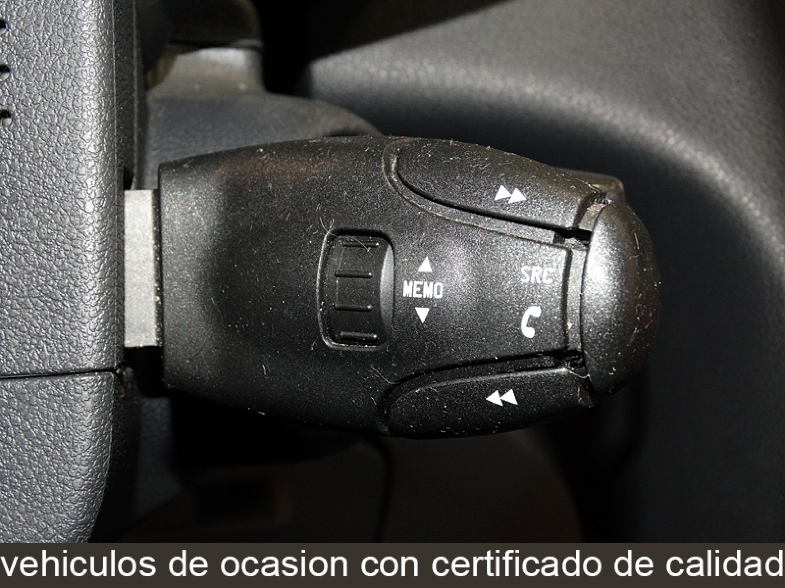 Foto Peugeot 5008 35