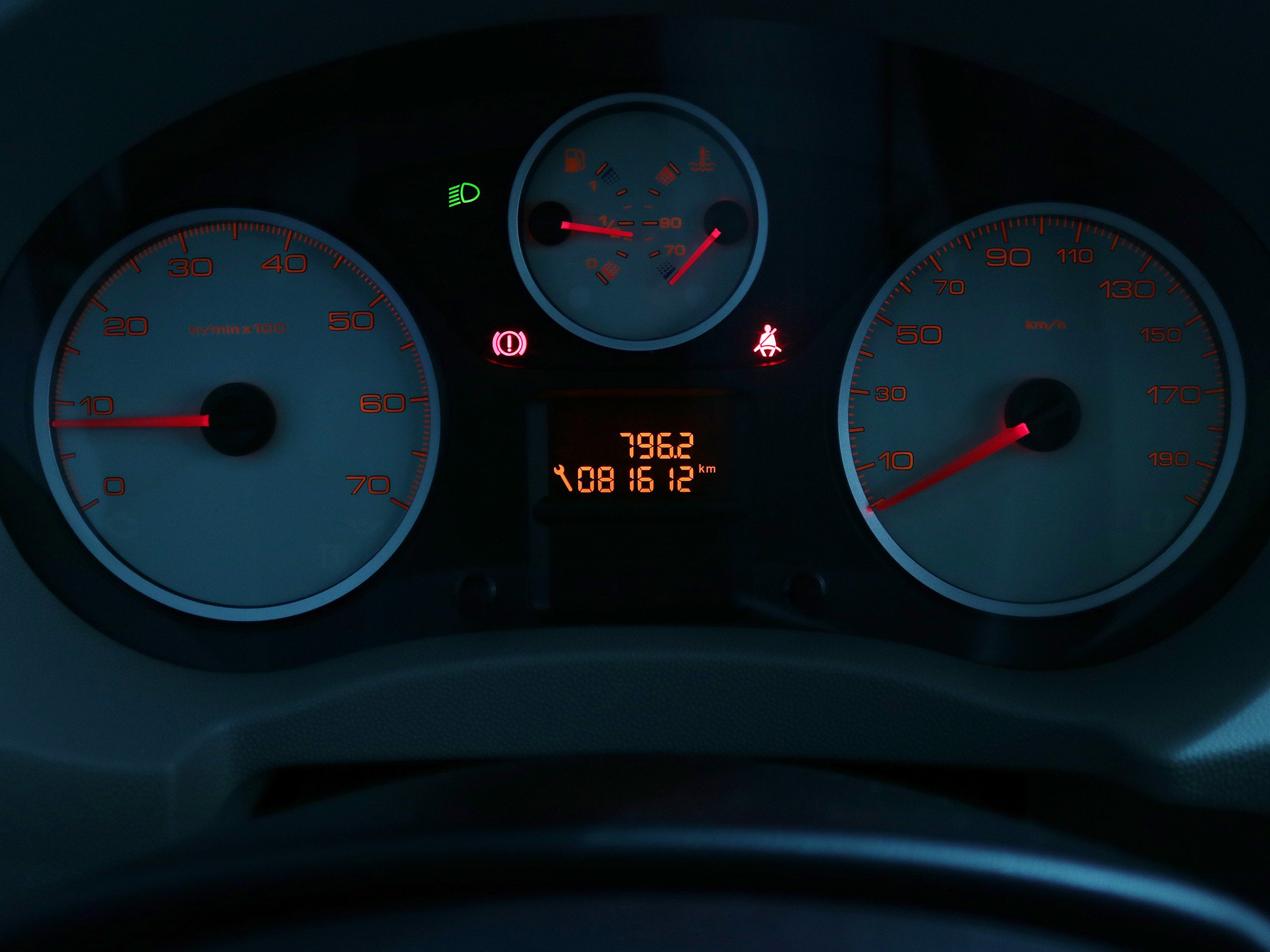 Foto Peugeot Expert 16