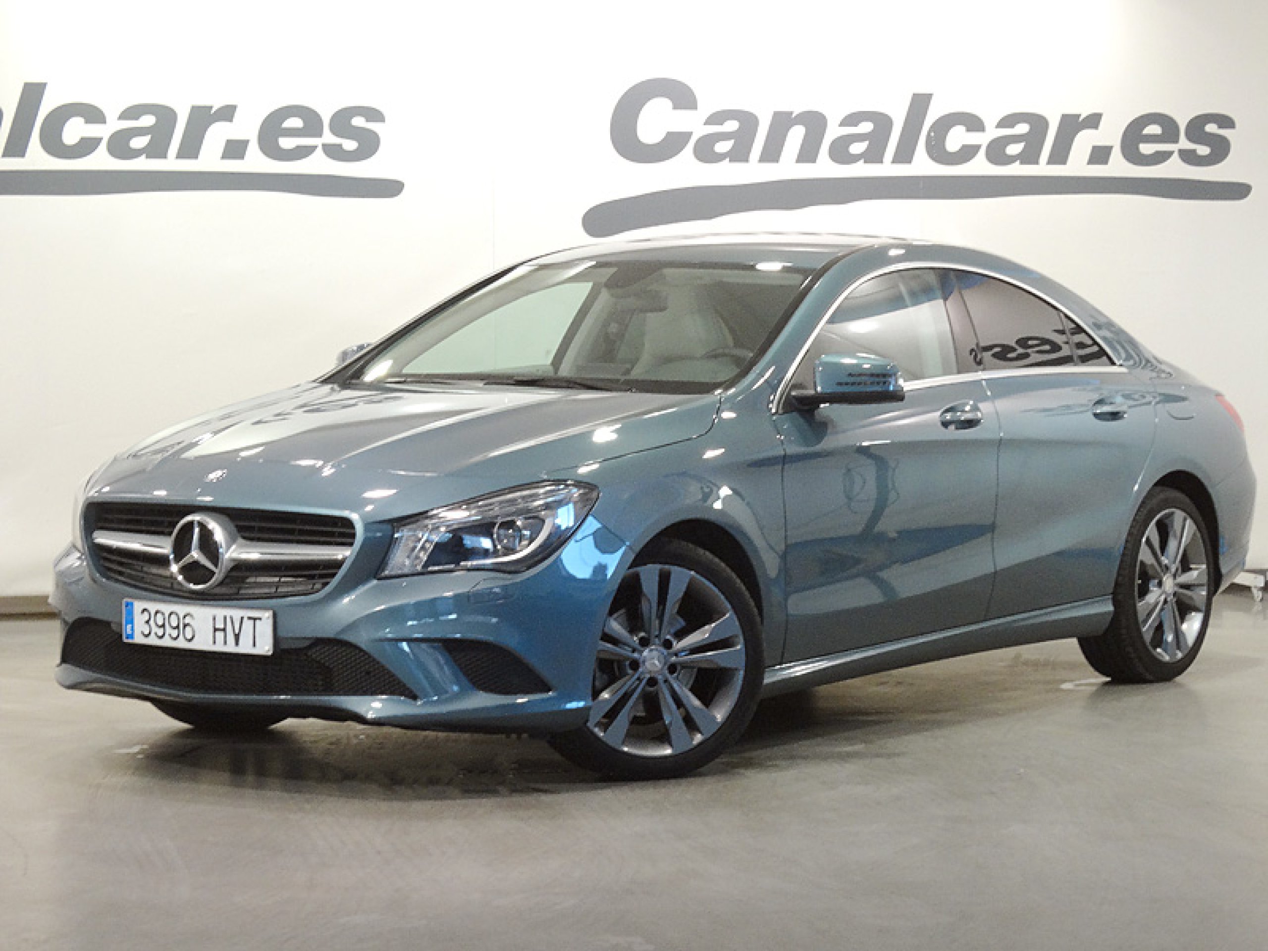 Foto Mercedes-Benz CLA 180 1