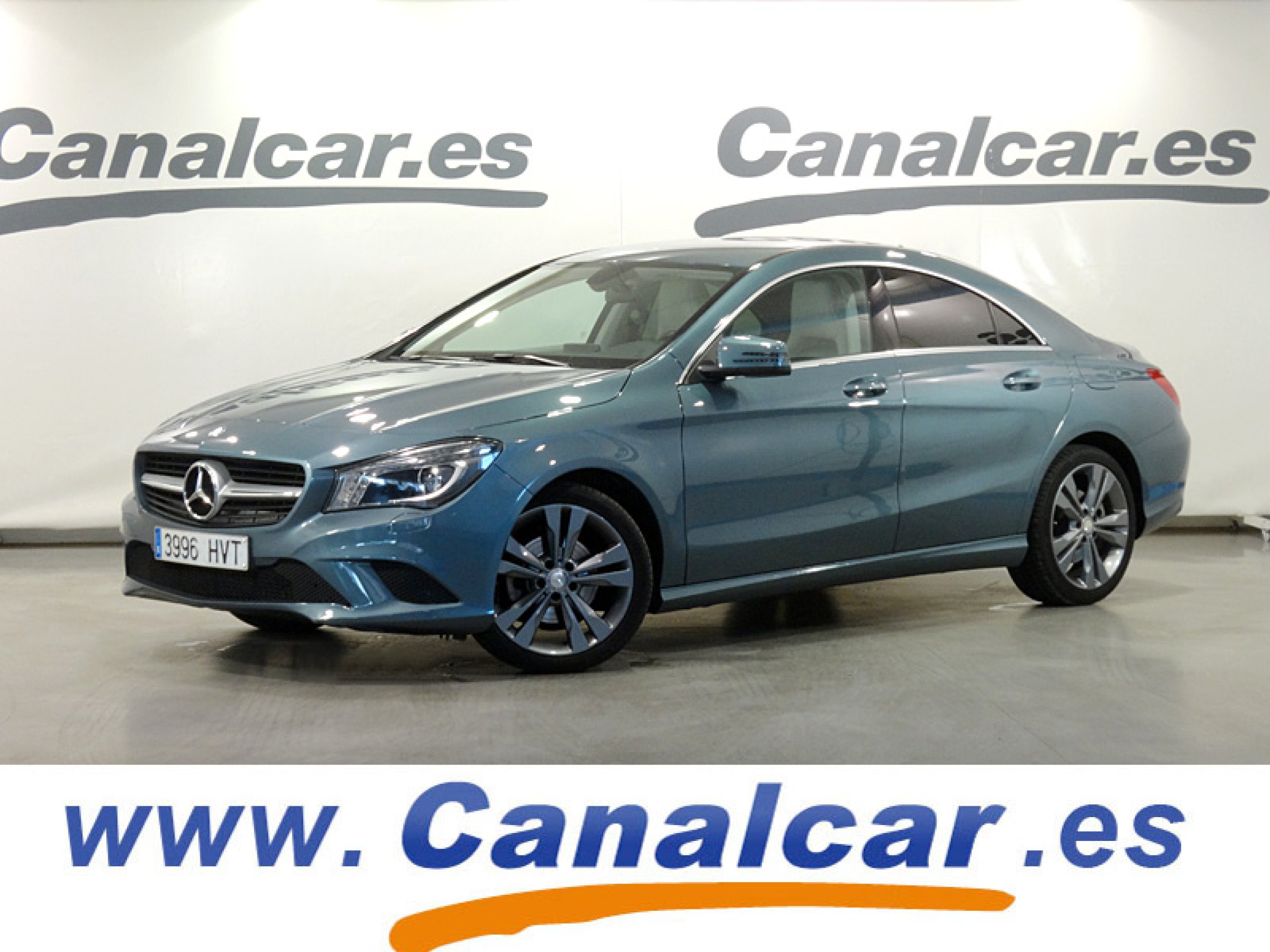 Foto Mercedes-Benz CLA 180 2