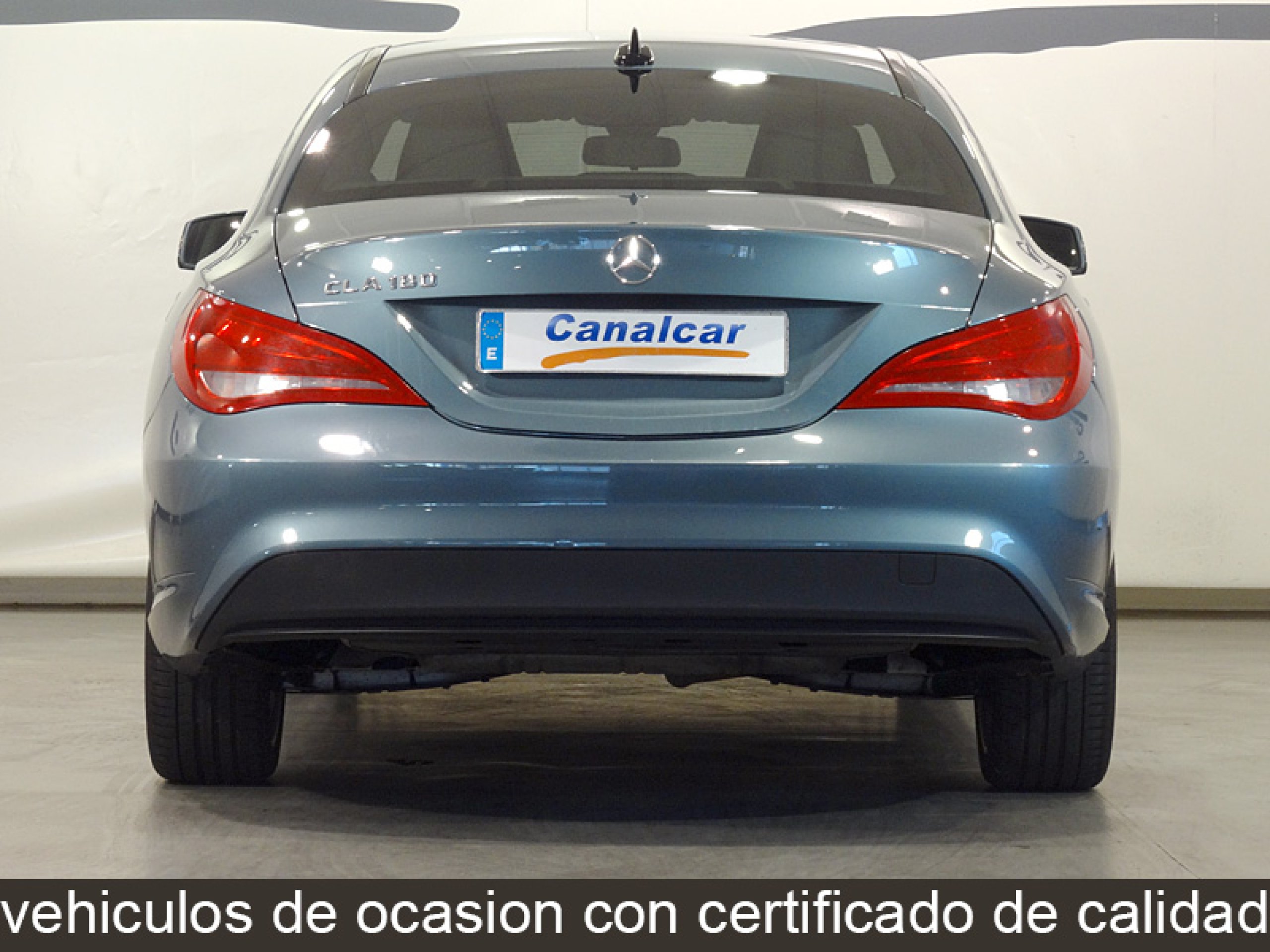 Foto Mercedes-Benz CLA 180 7