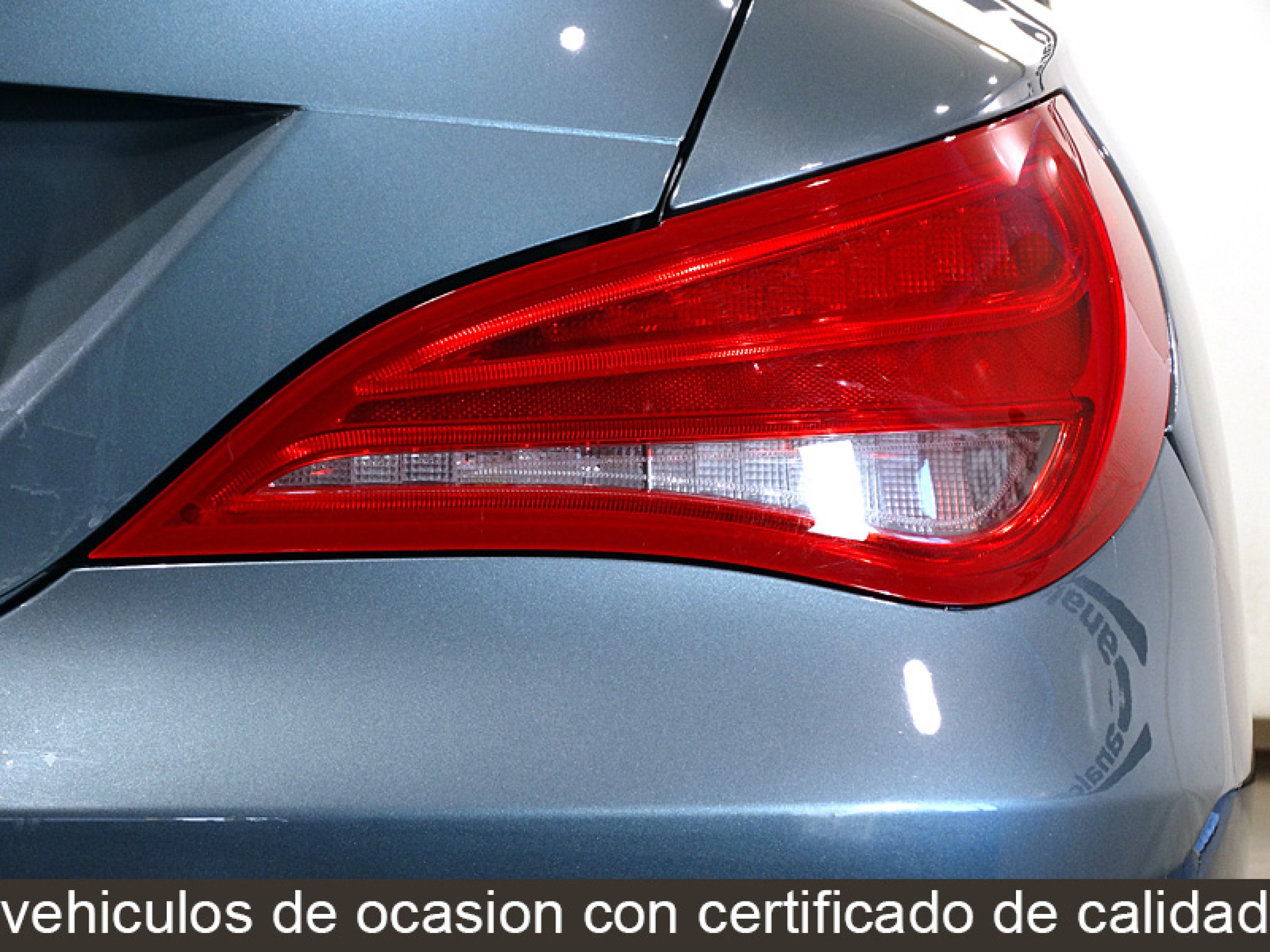 Foto Mercedes-Benz CLA 180 12