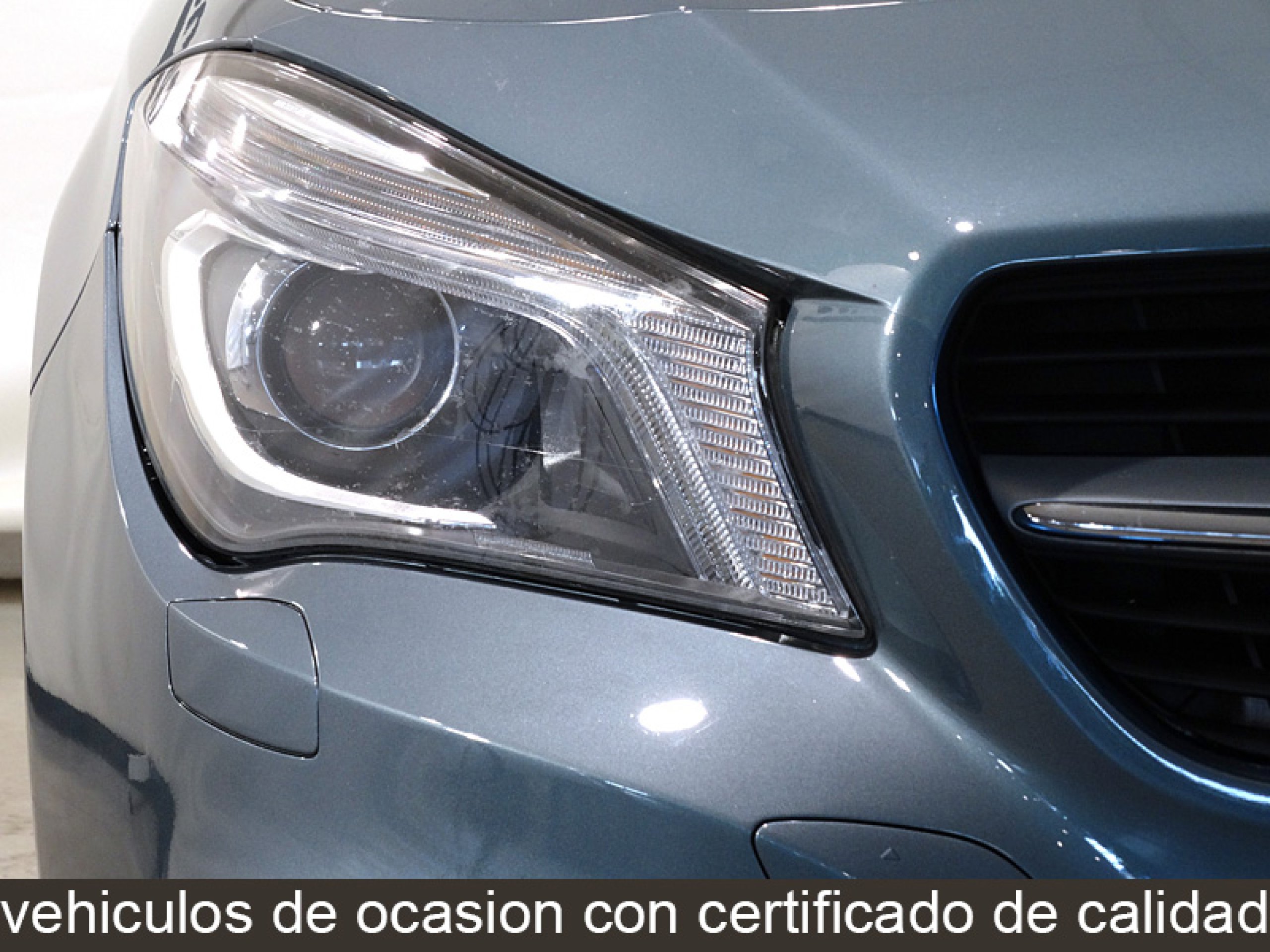 Foto Mercedes-Benz CLA 180 13