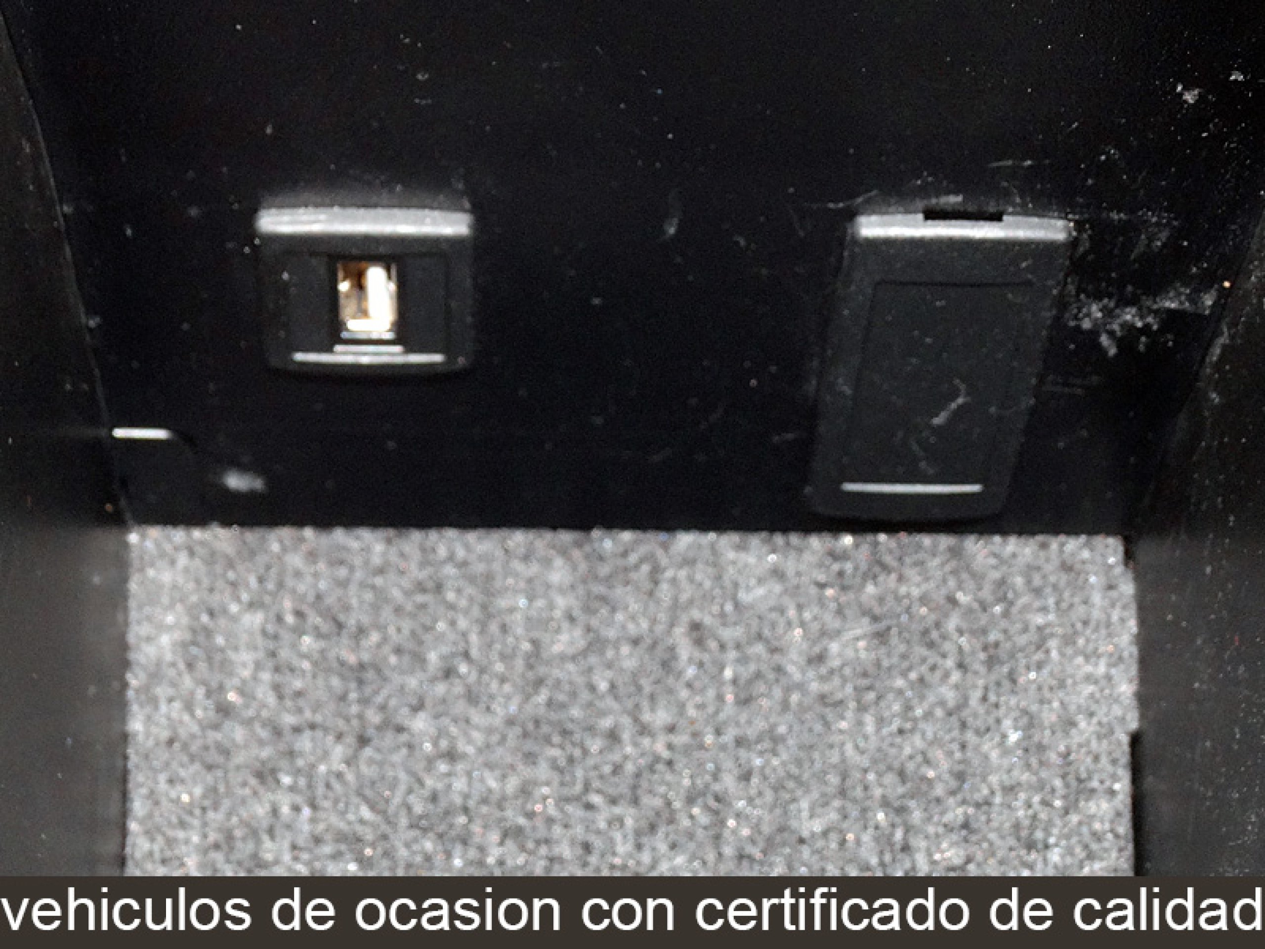 Foto Mercedes-Benz CLA 180 28