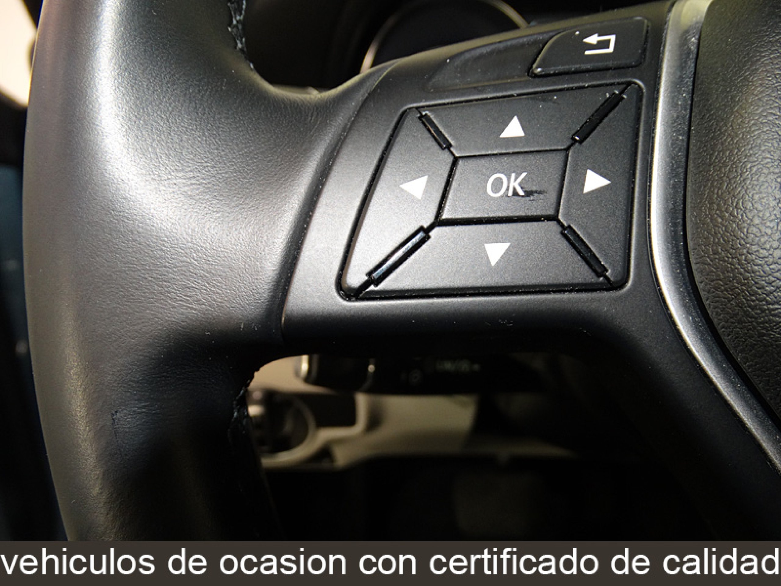 Foto Mercedes-Benz CLA 180 31