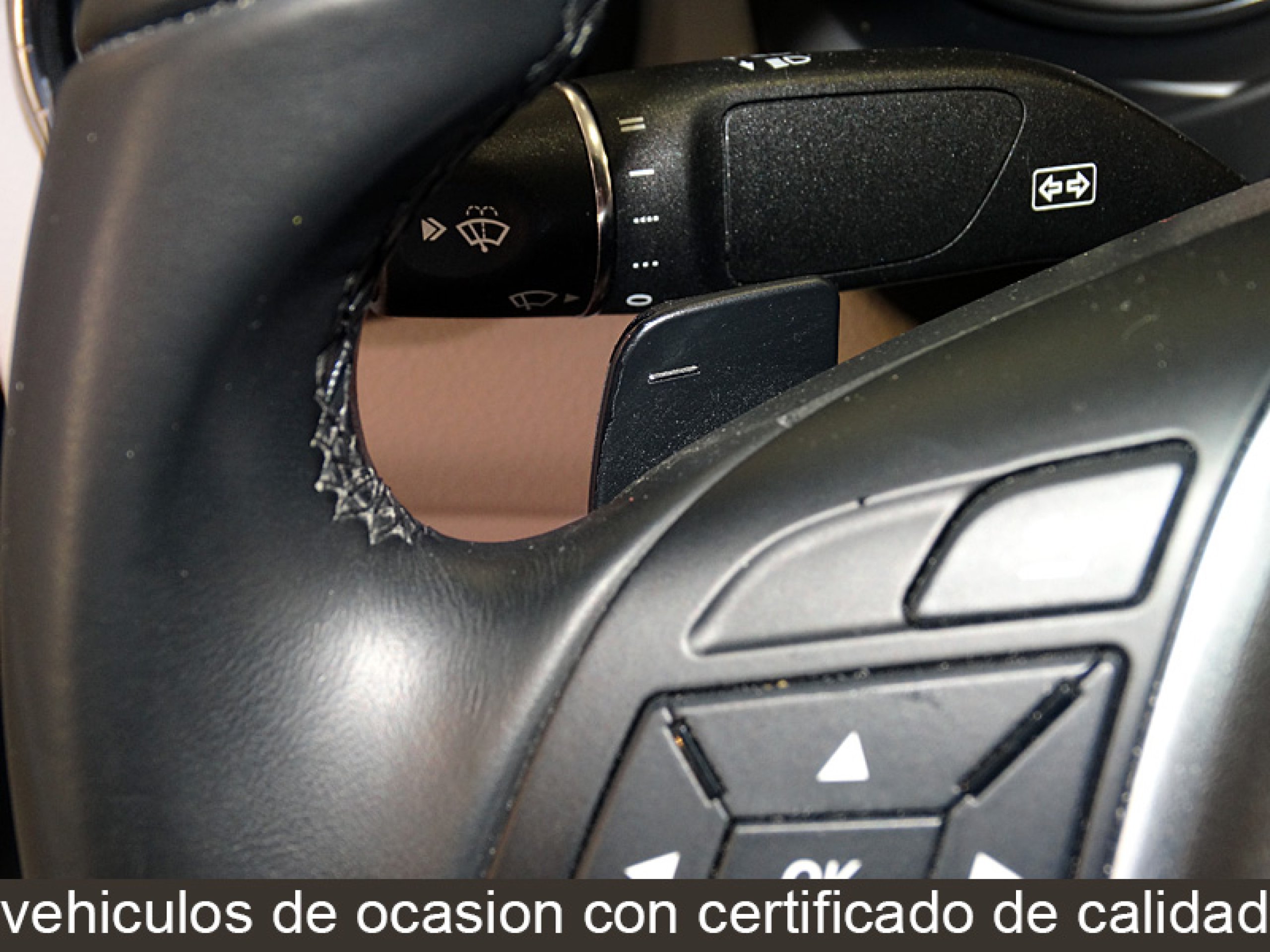 Foto Mercedes-Benz CLA 180 33