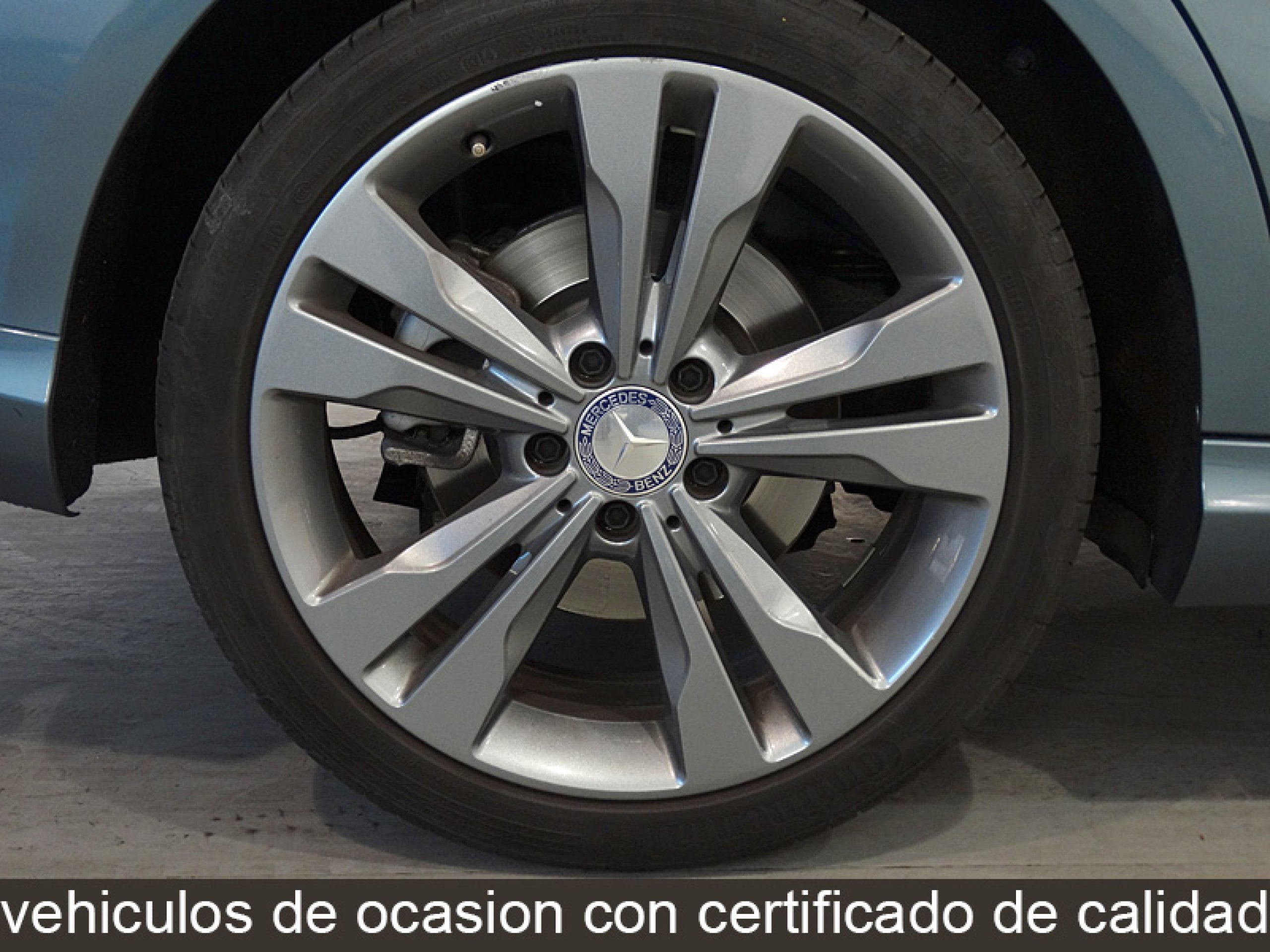Foto Mercedes-Benz CLA 180 41