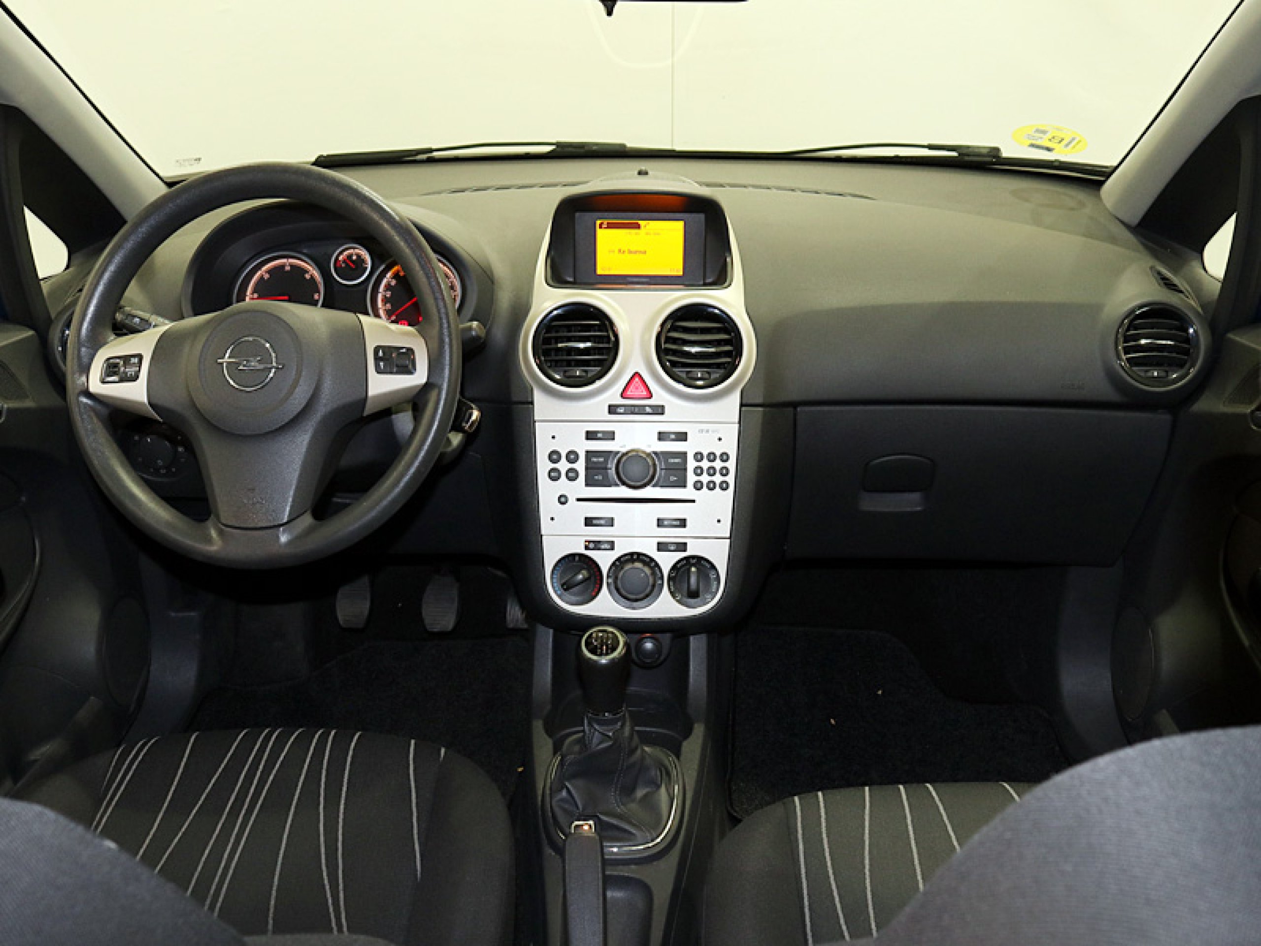 Foto Opel Corsa 15