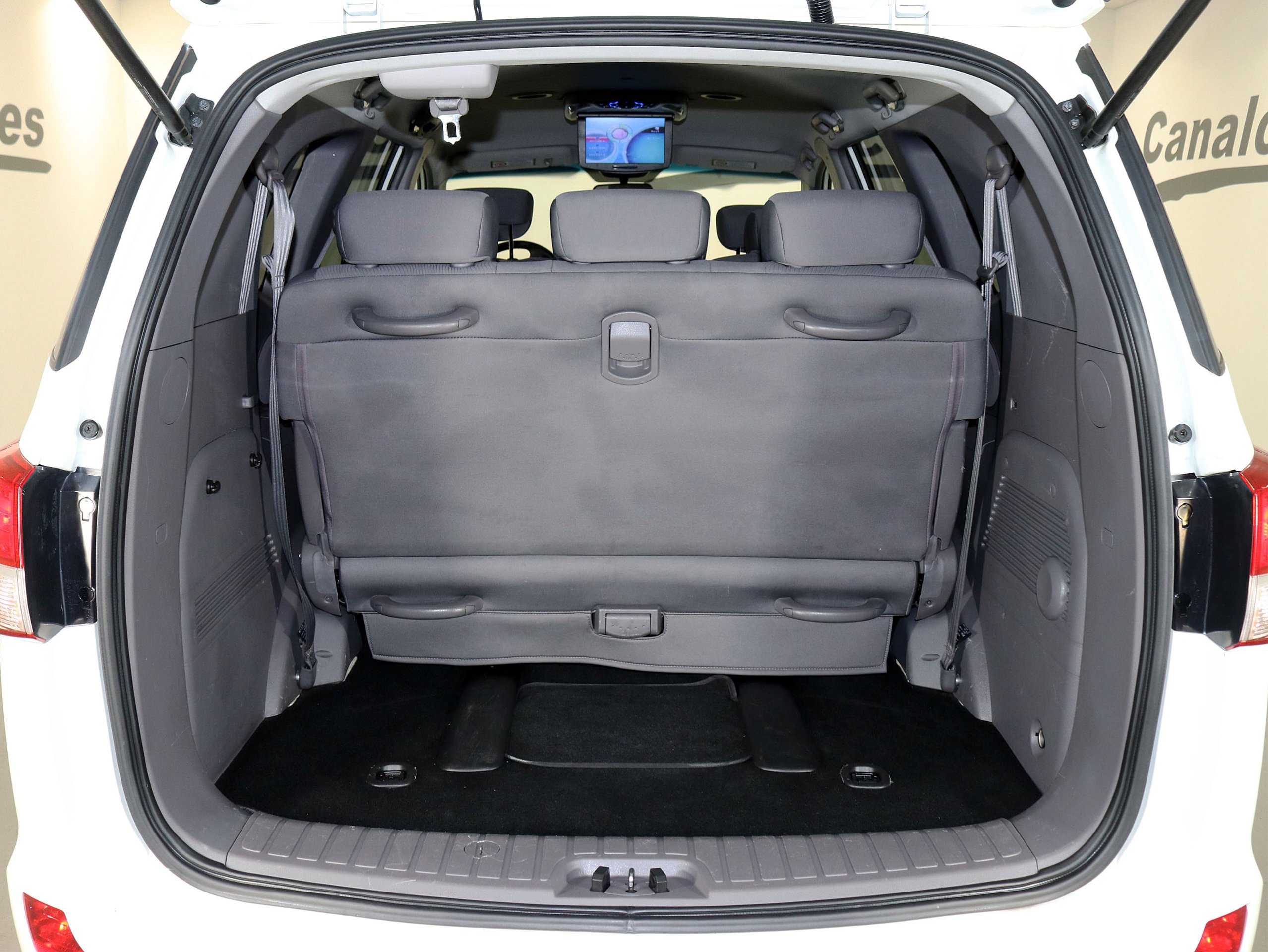 Foto Ssangyong Rodius 9
