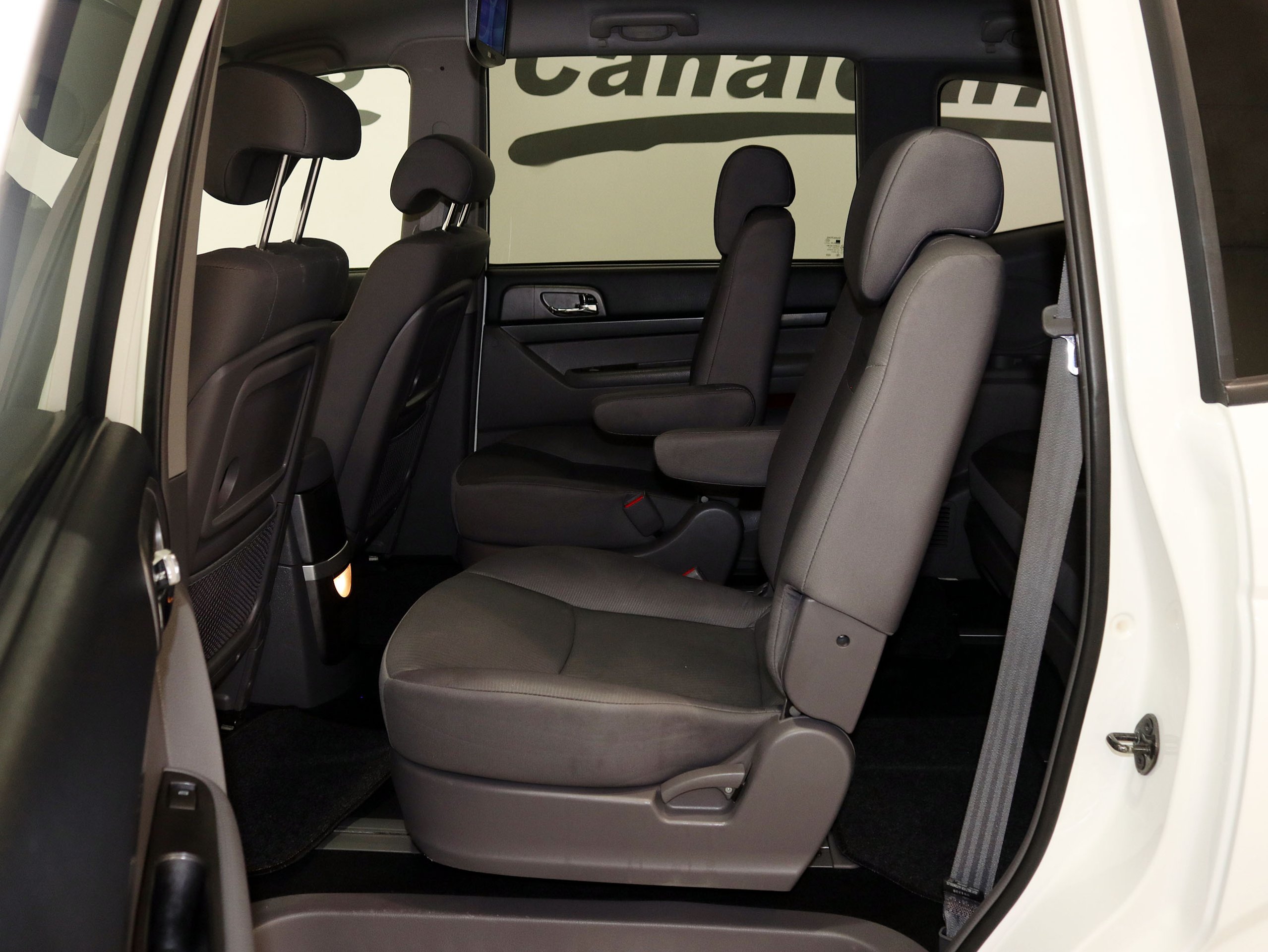 Foto Ssangyong Rodius 15