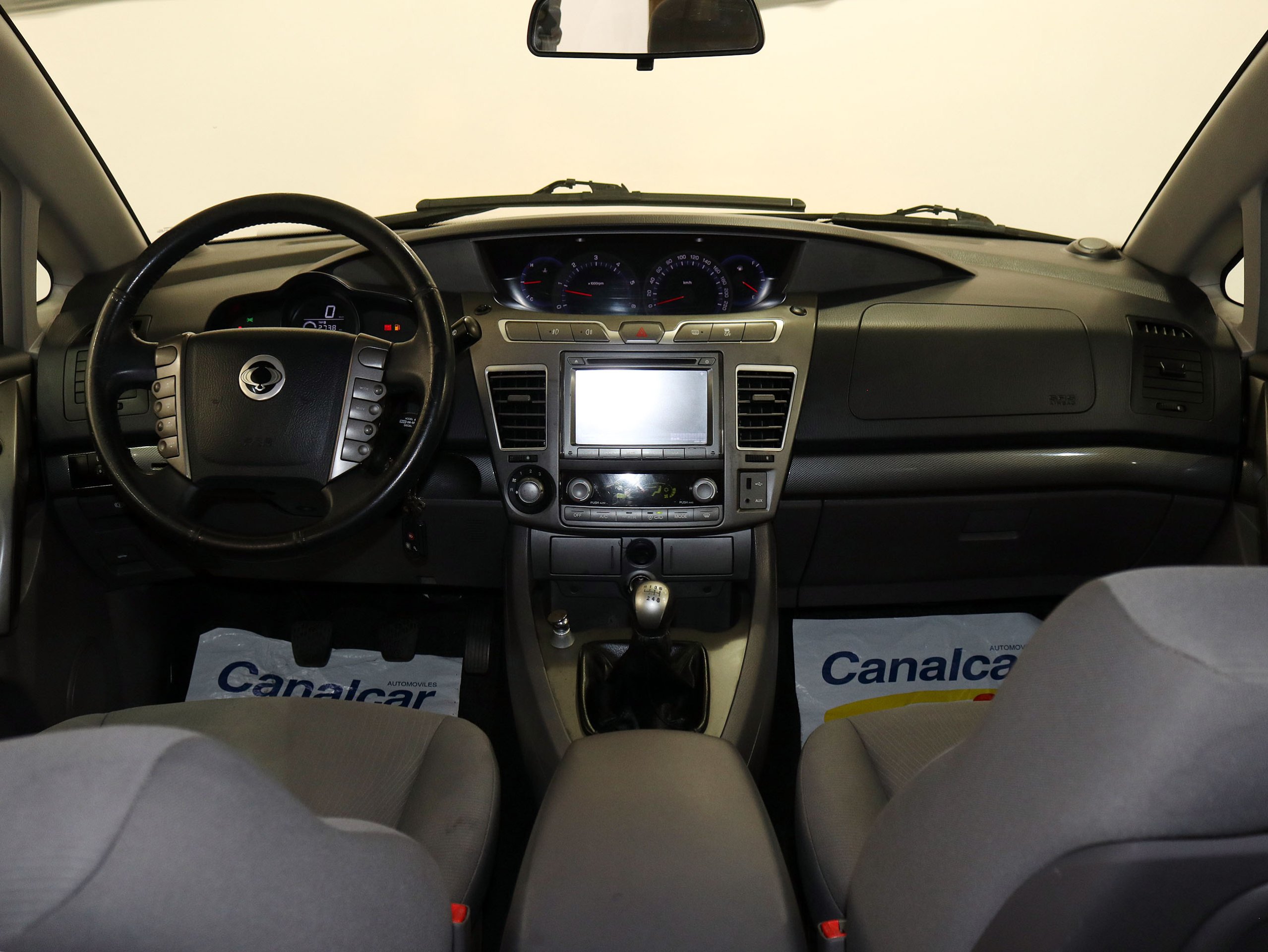 Foto Ssangyong Rodius 21