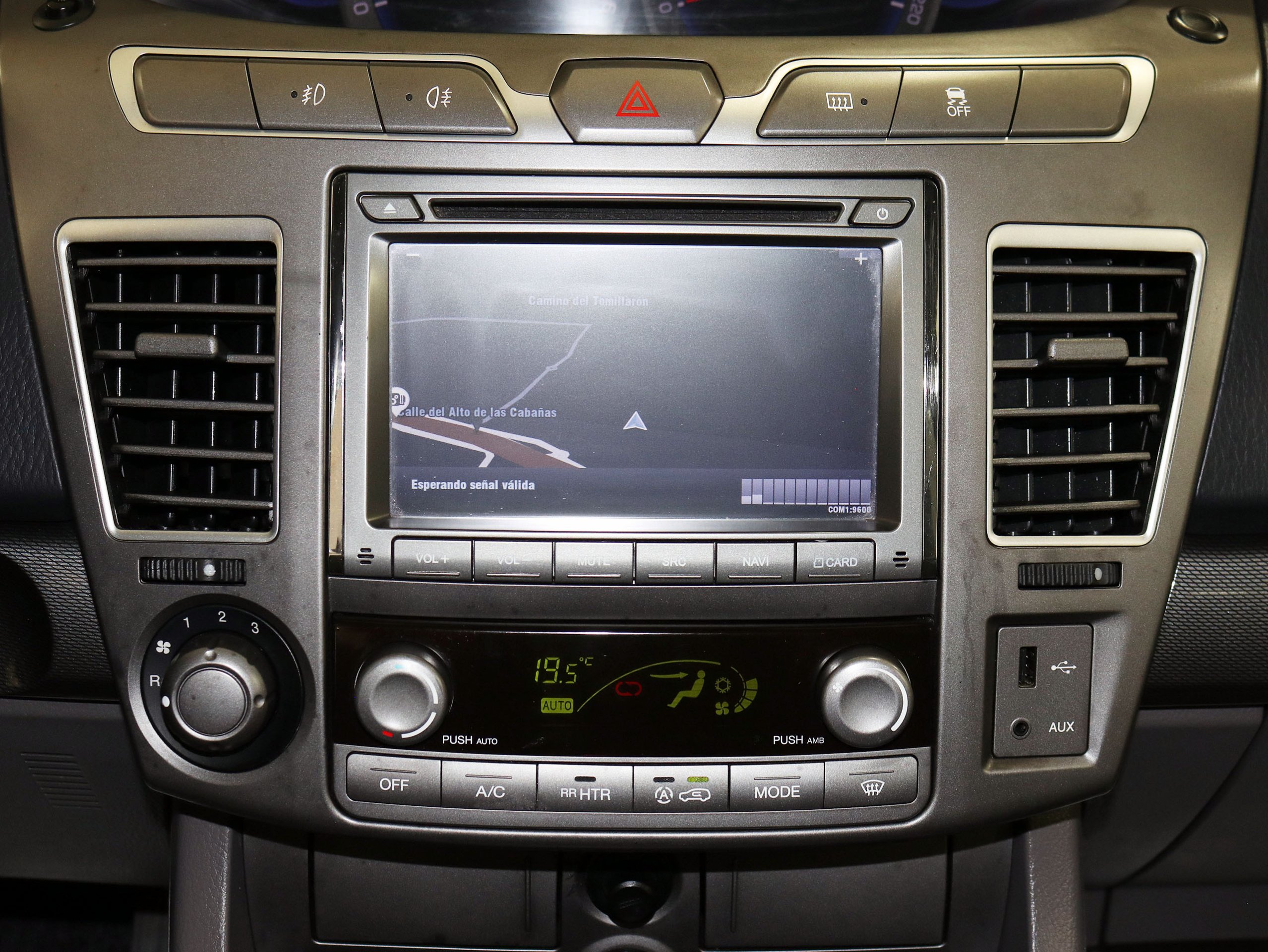 Foto Ssangyong Rodius 24