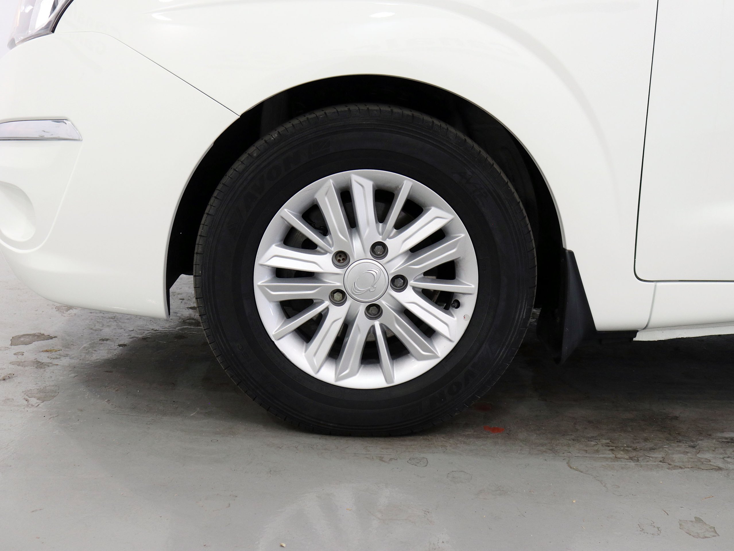 Foto Ssangyong Rodius 34
