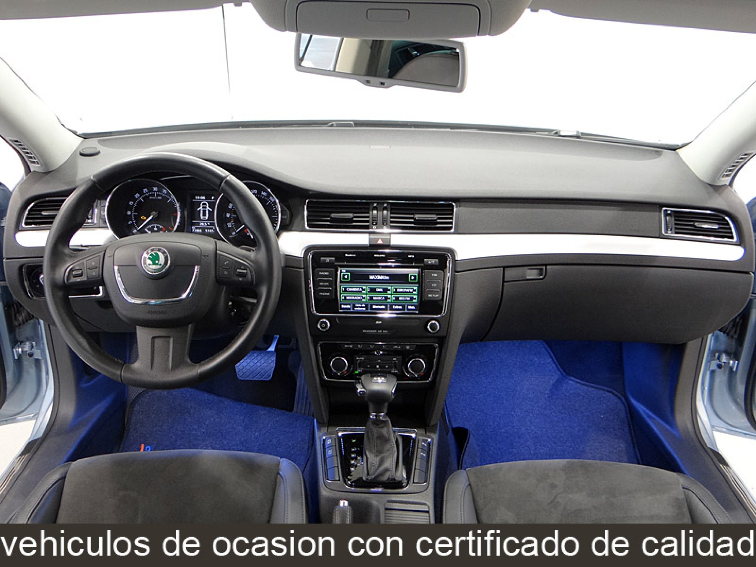 Foto Skoda Superb 29