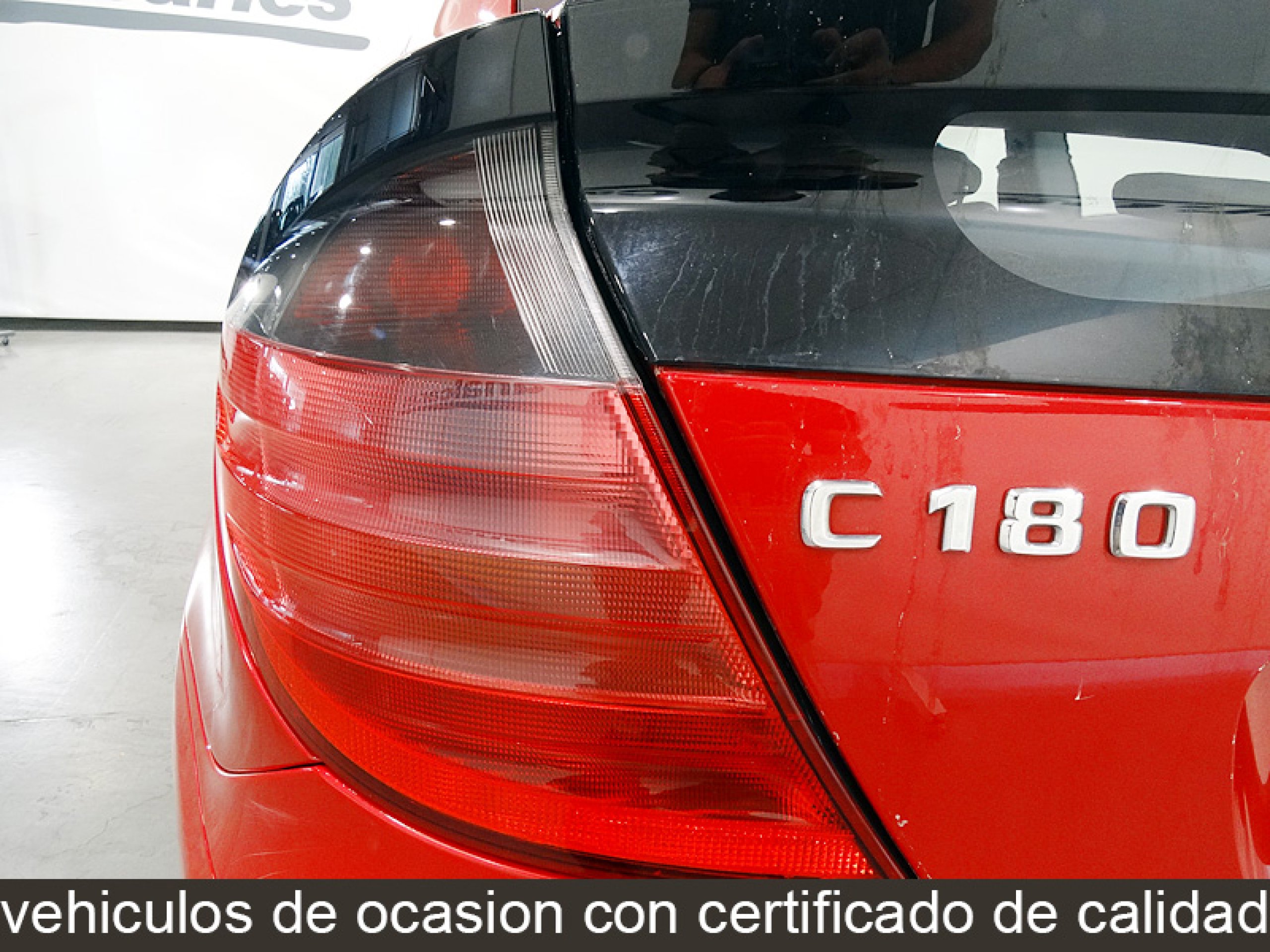Foto Mercedes-Benz C 180 13