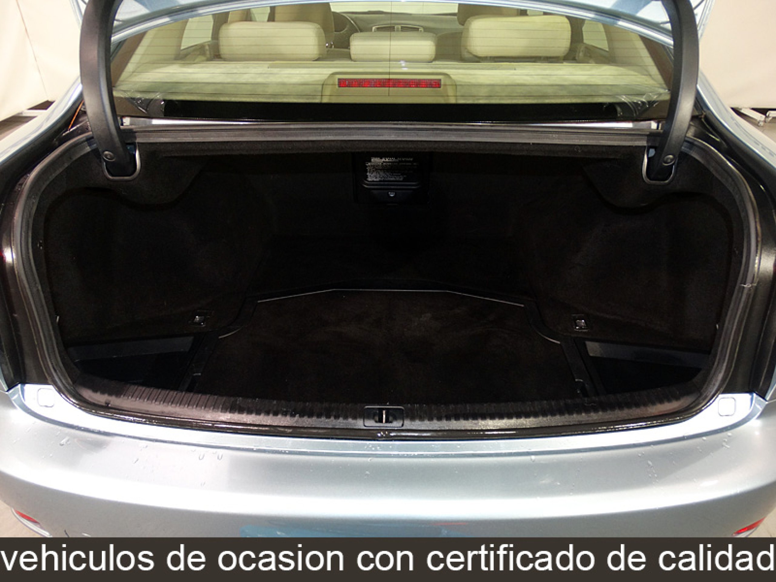 Foto Lexus IS 220d 9