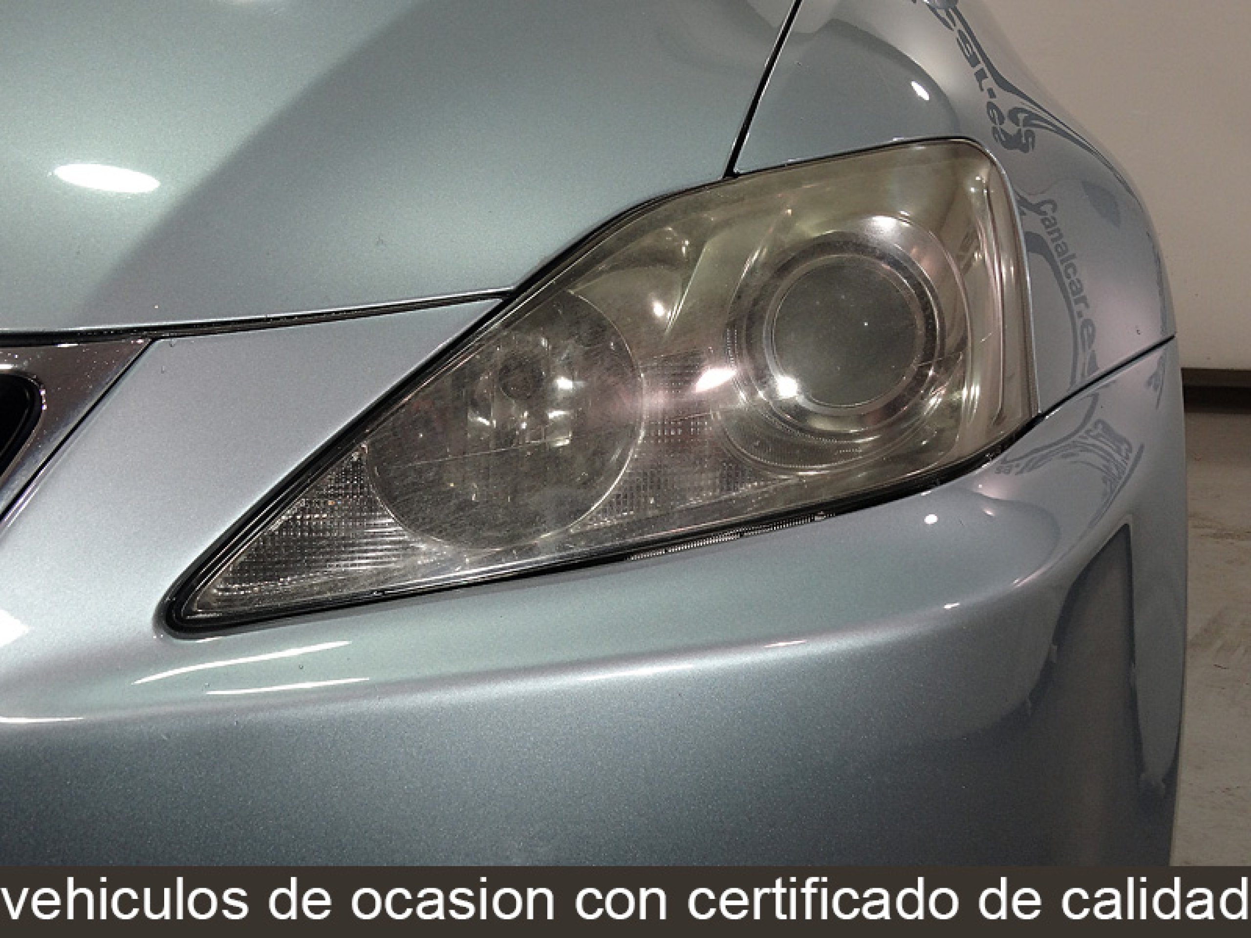 Foto Lexus IS 220d 13