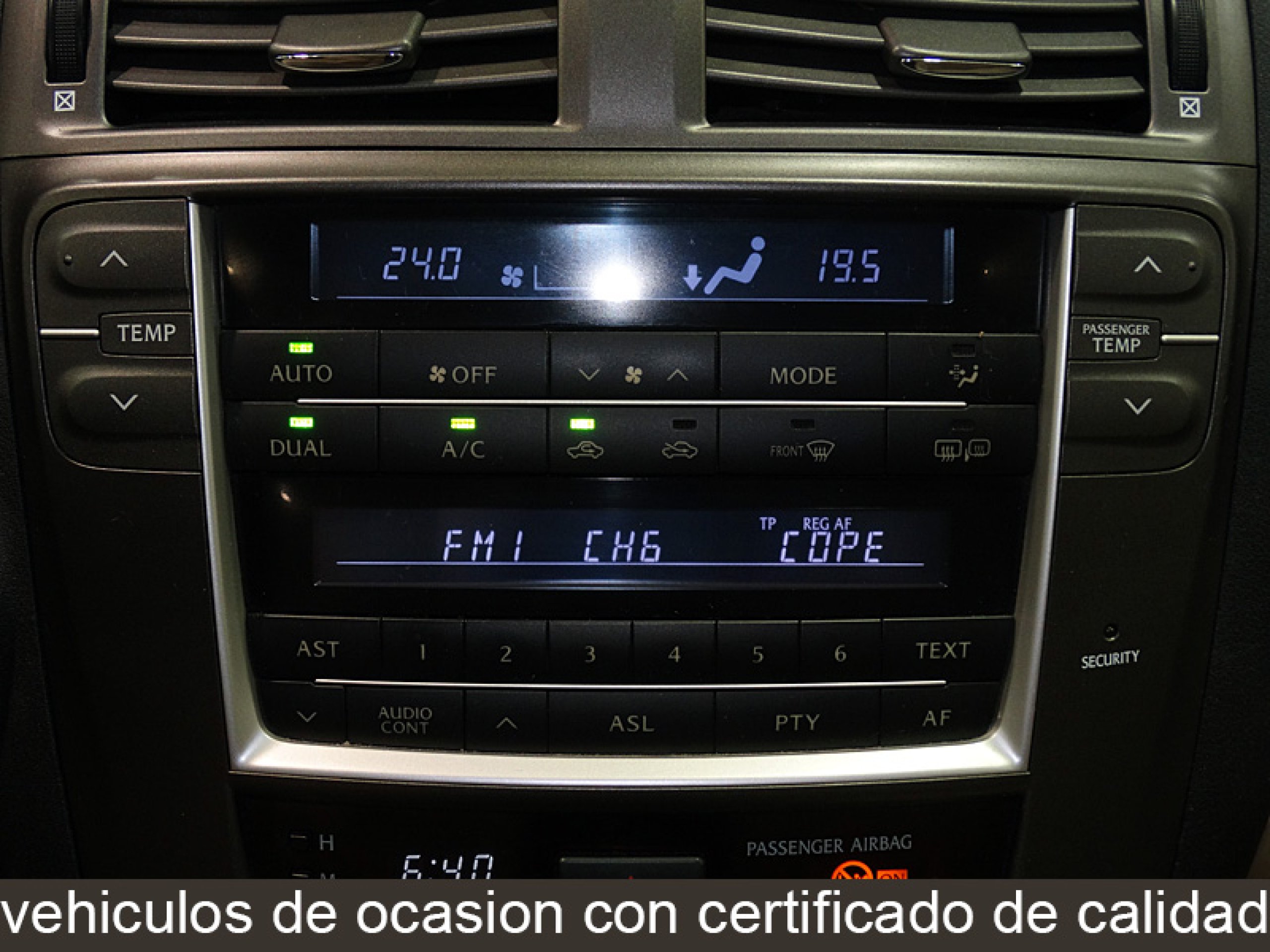 Foto Lexus IS 220d 22