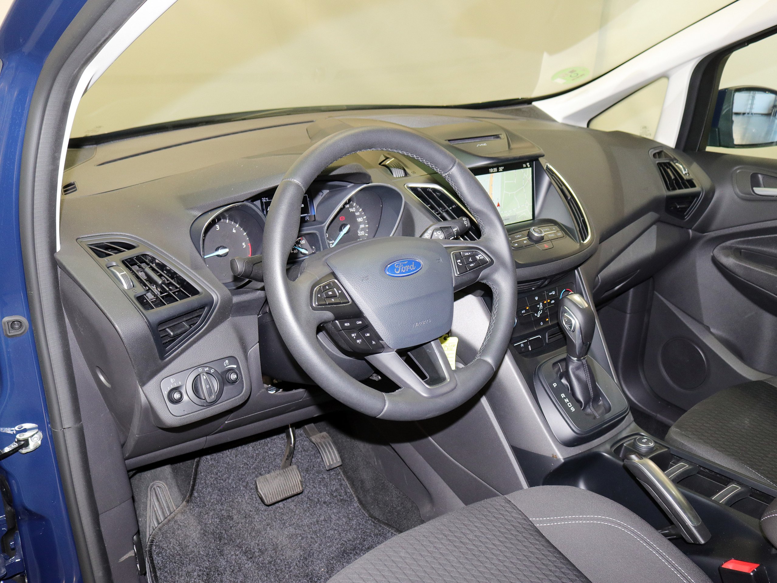 Foto Ford Grand C-Max 24