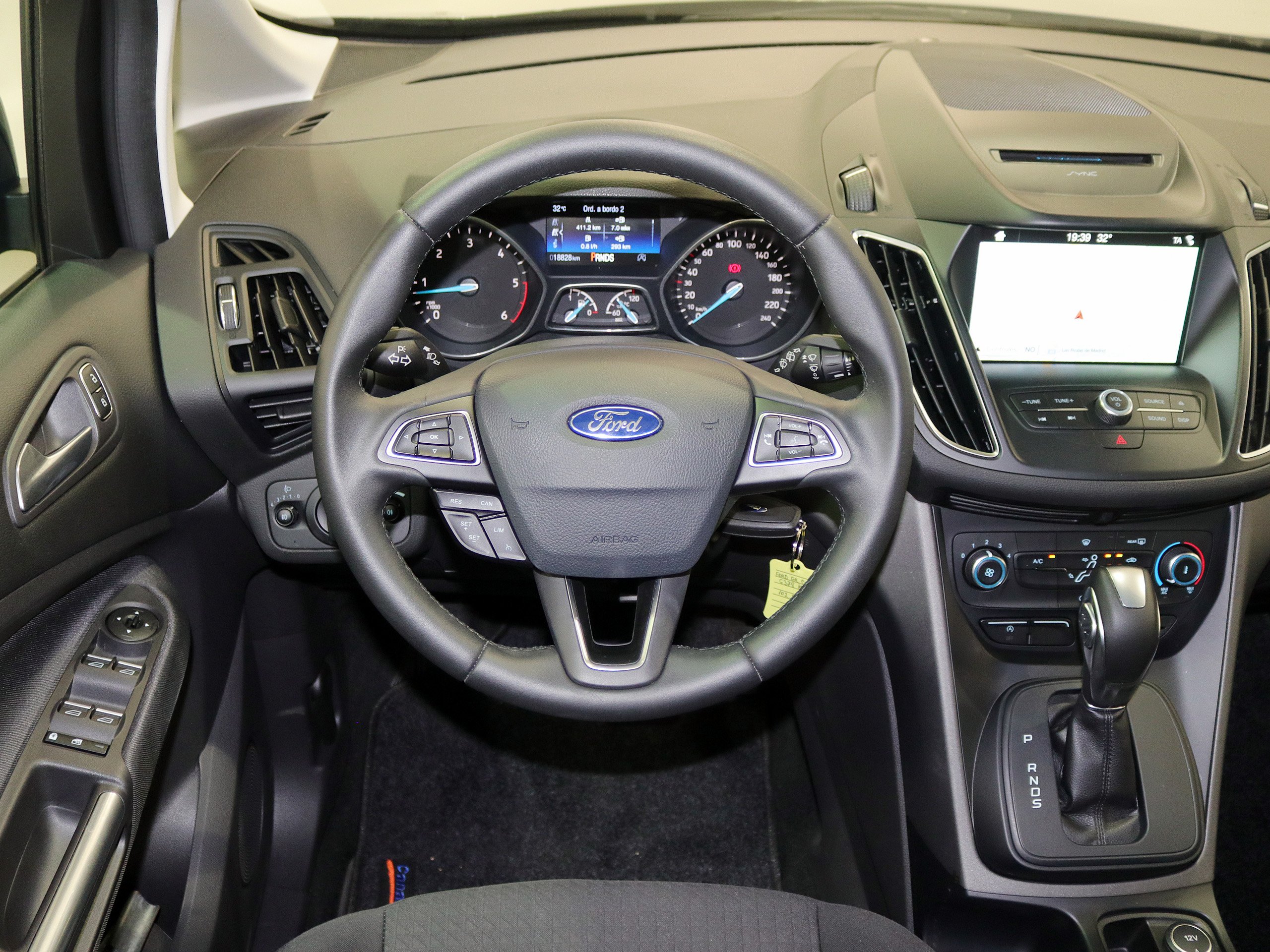 Foto Ford Grand C-Max 26