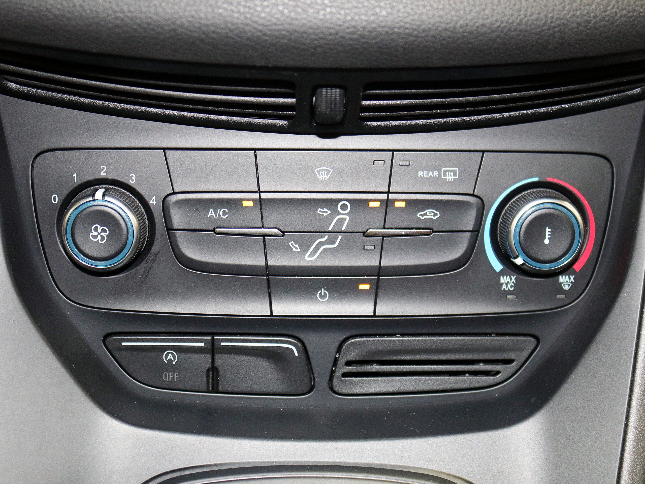Foto Ford Grand C-Max 29