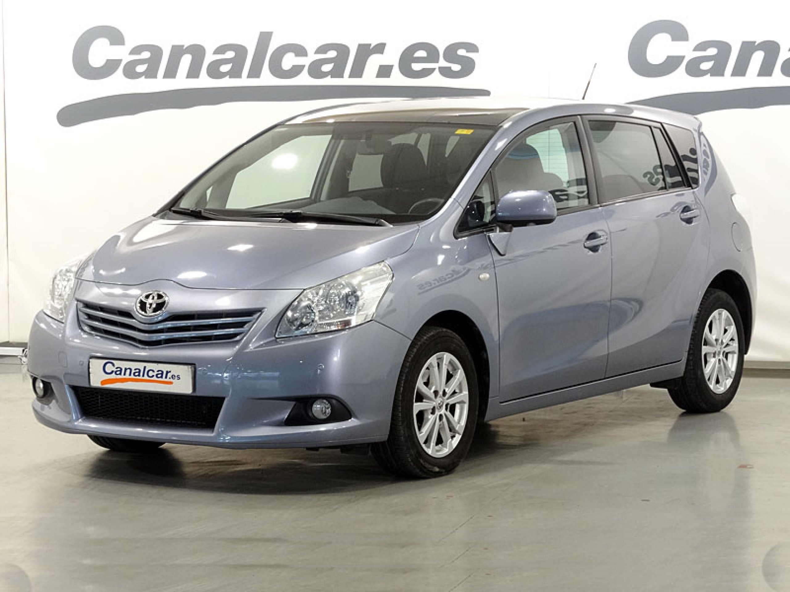 Foto Toyota Verso 1