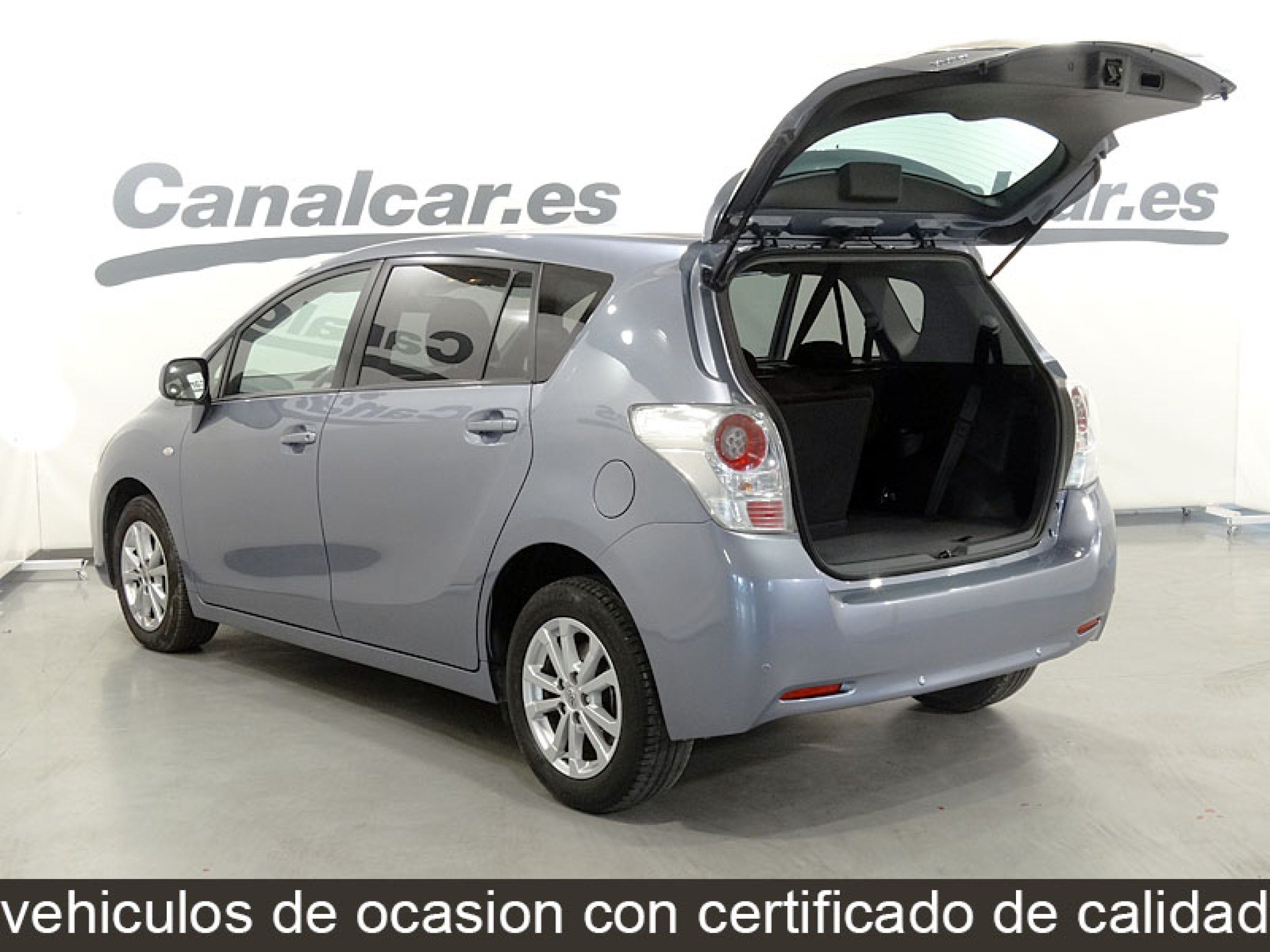 Foto Toyota Verso 9
