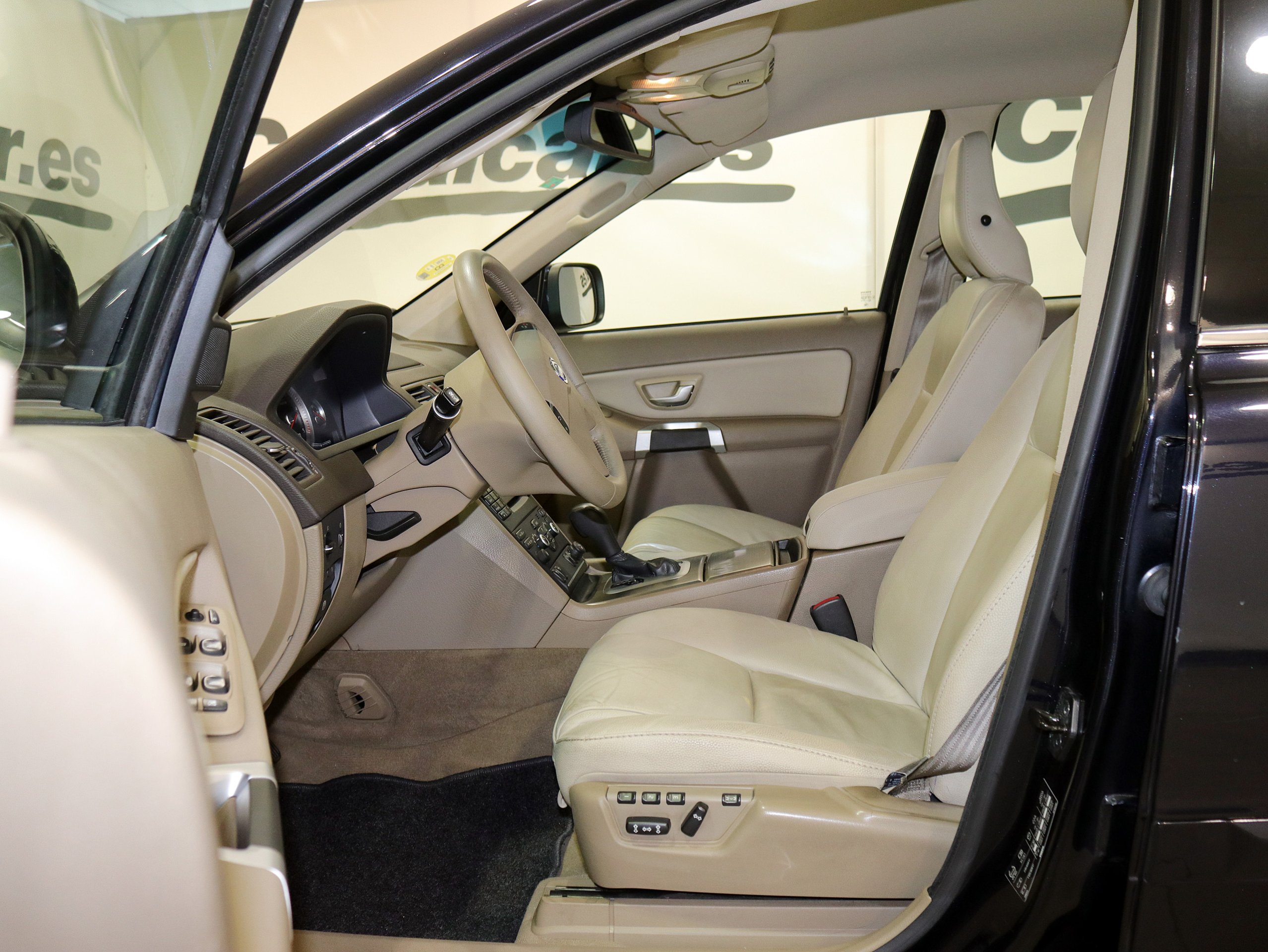 Foto Volvo XC90 12