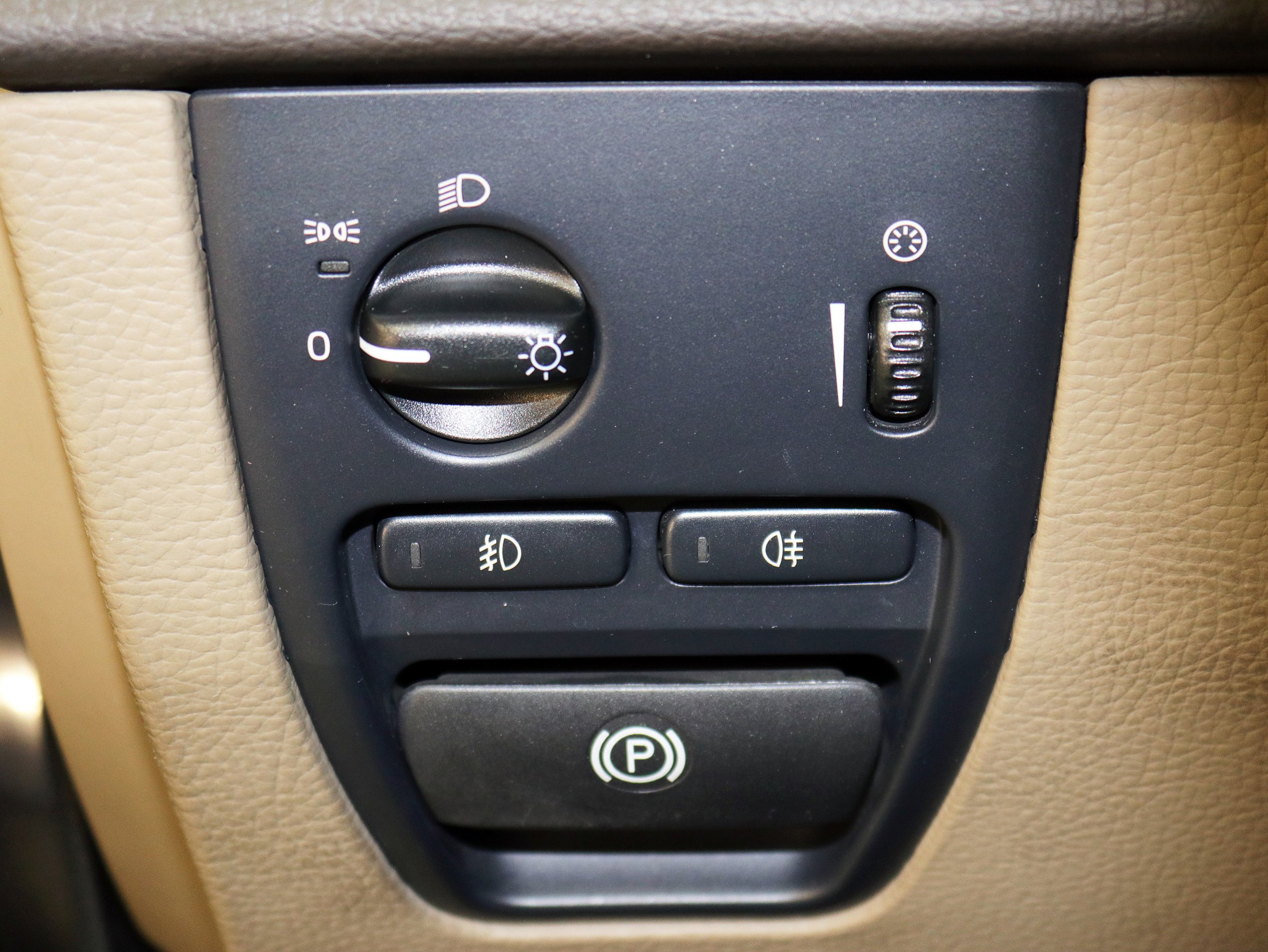 Foto Volvo XC90 25