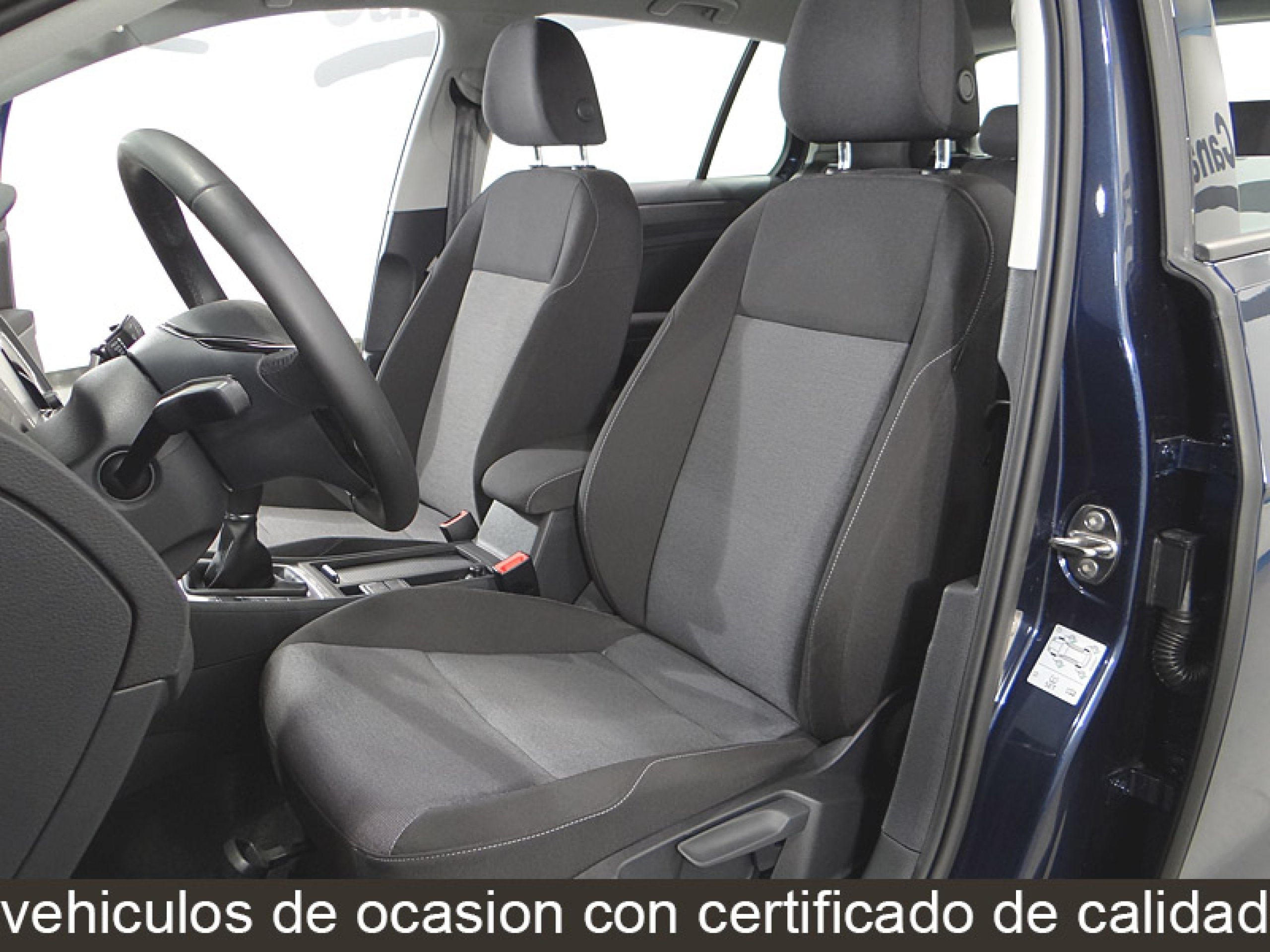 Foto Volkswagen Golf 21