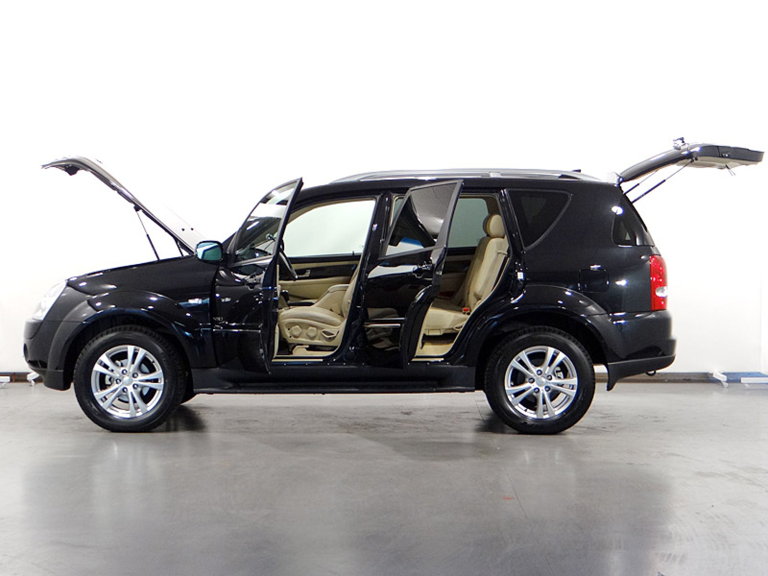 Foto Ssangyong Rexton 15