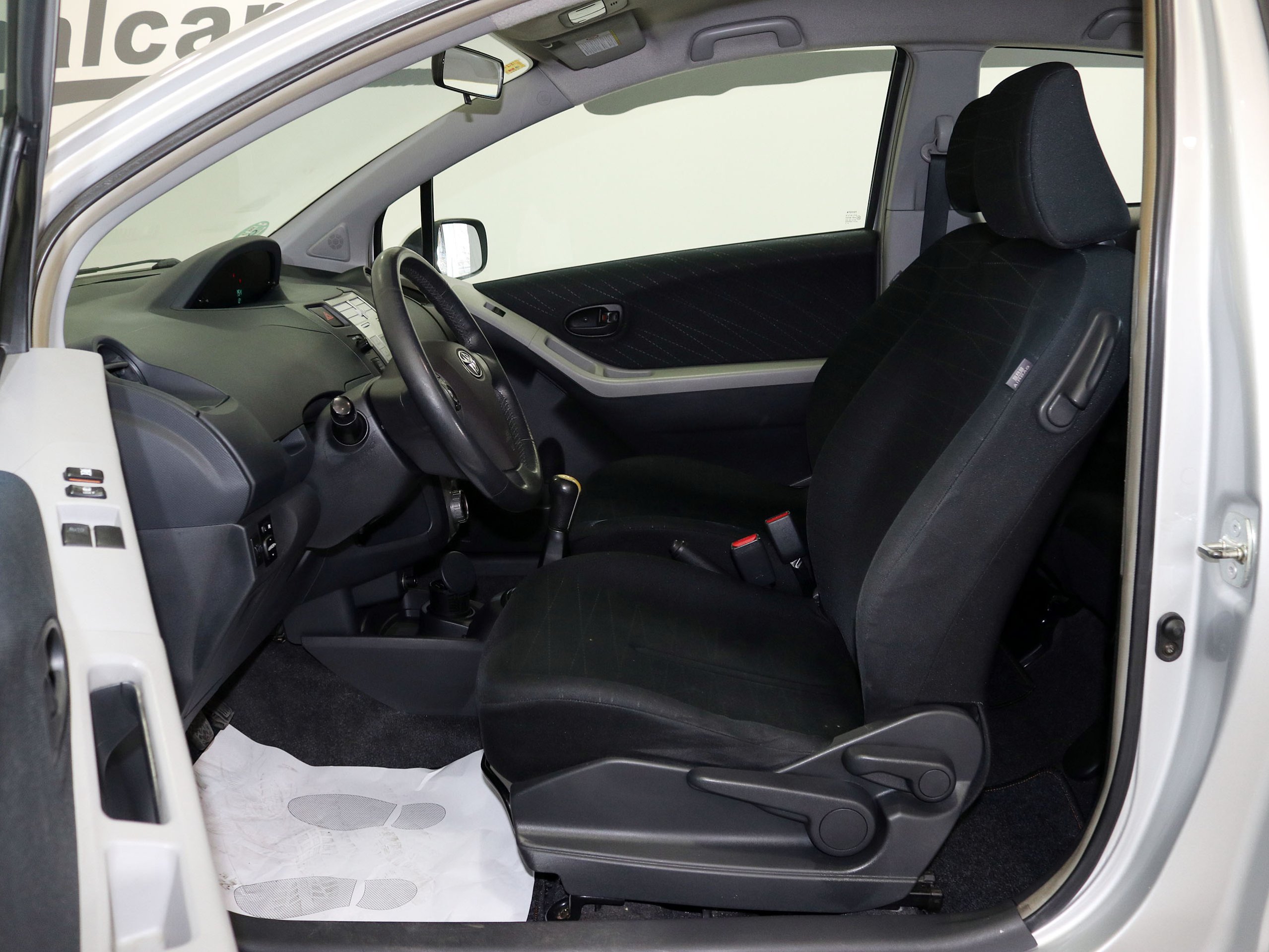 Foto Toyota Yaris 11