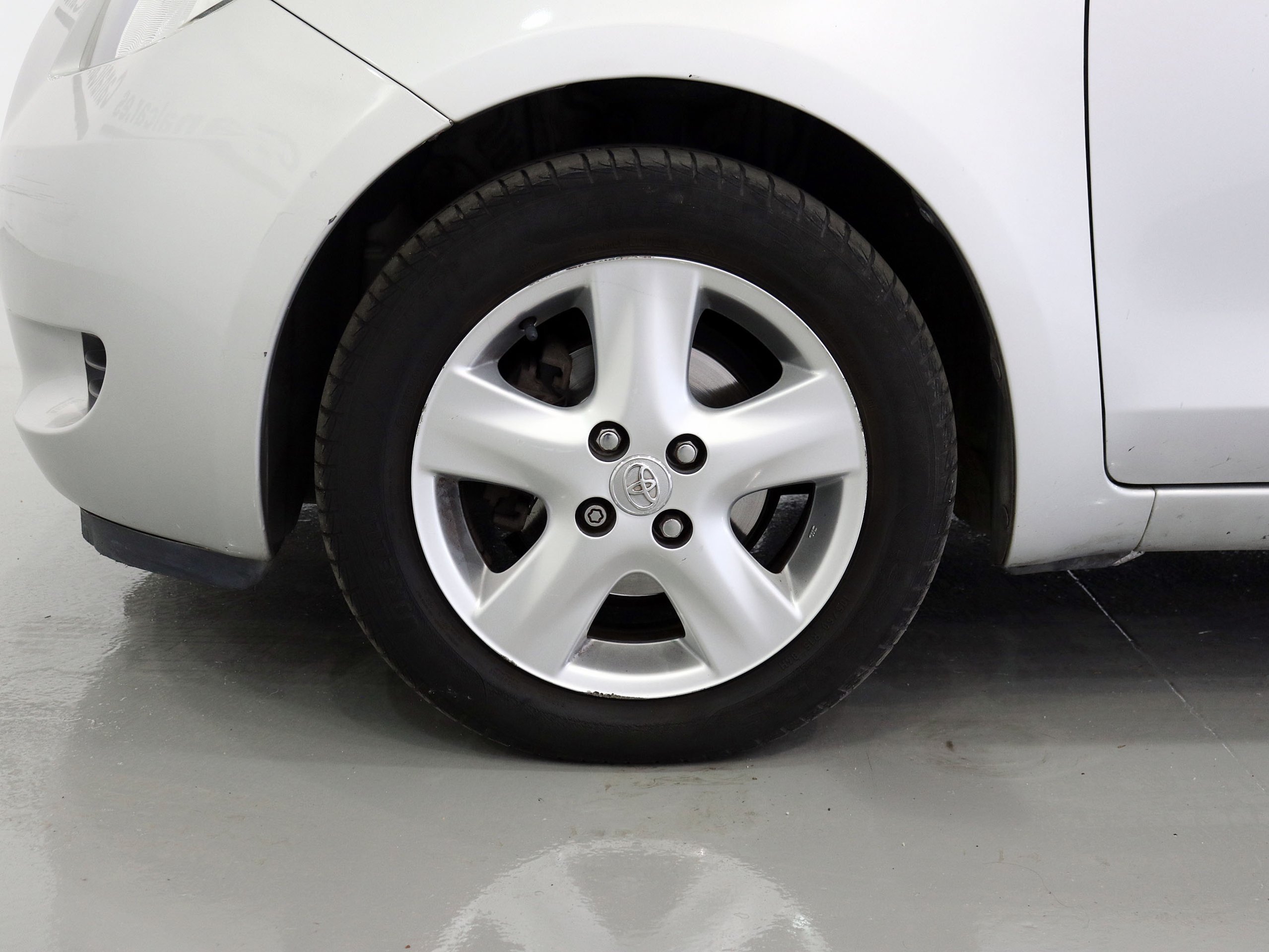 Foto Toyota Yaris 27