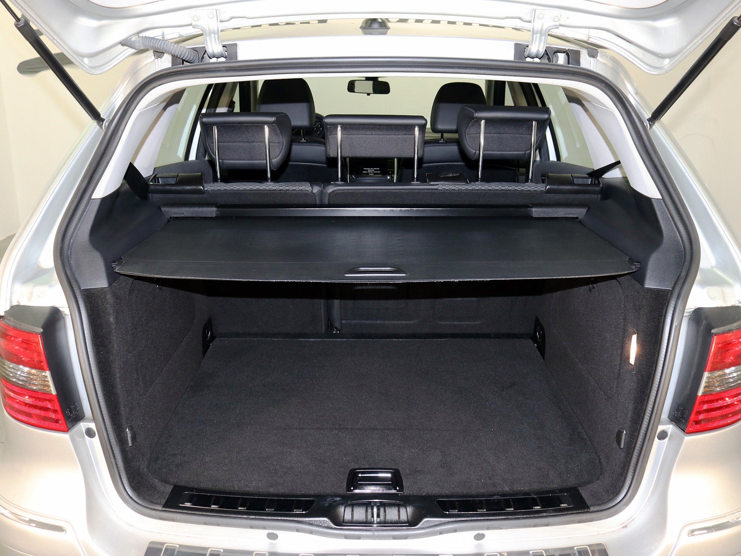 Foto Mercedes-Benz B 180 8