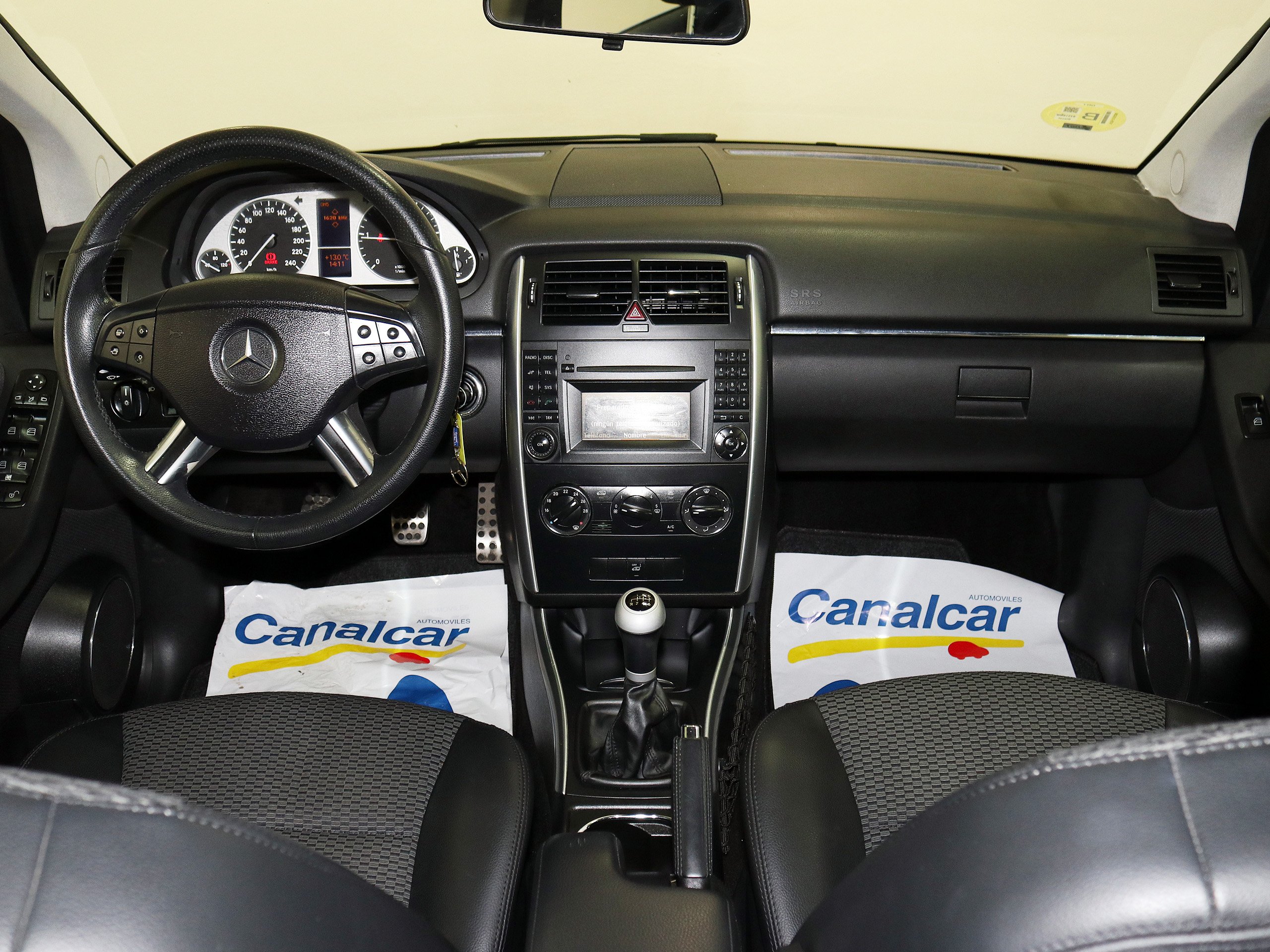 Foto Mercedes-Benz B 180 16