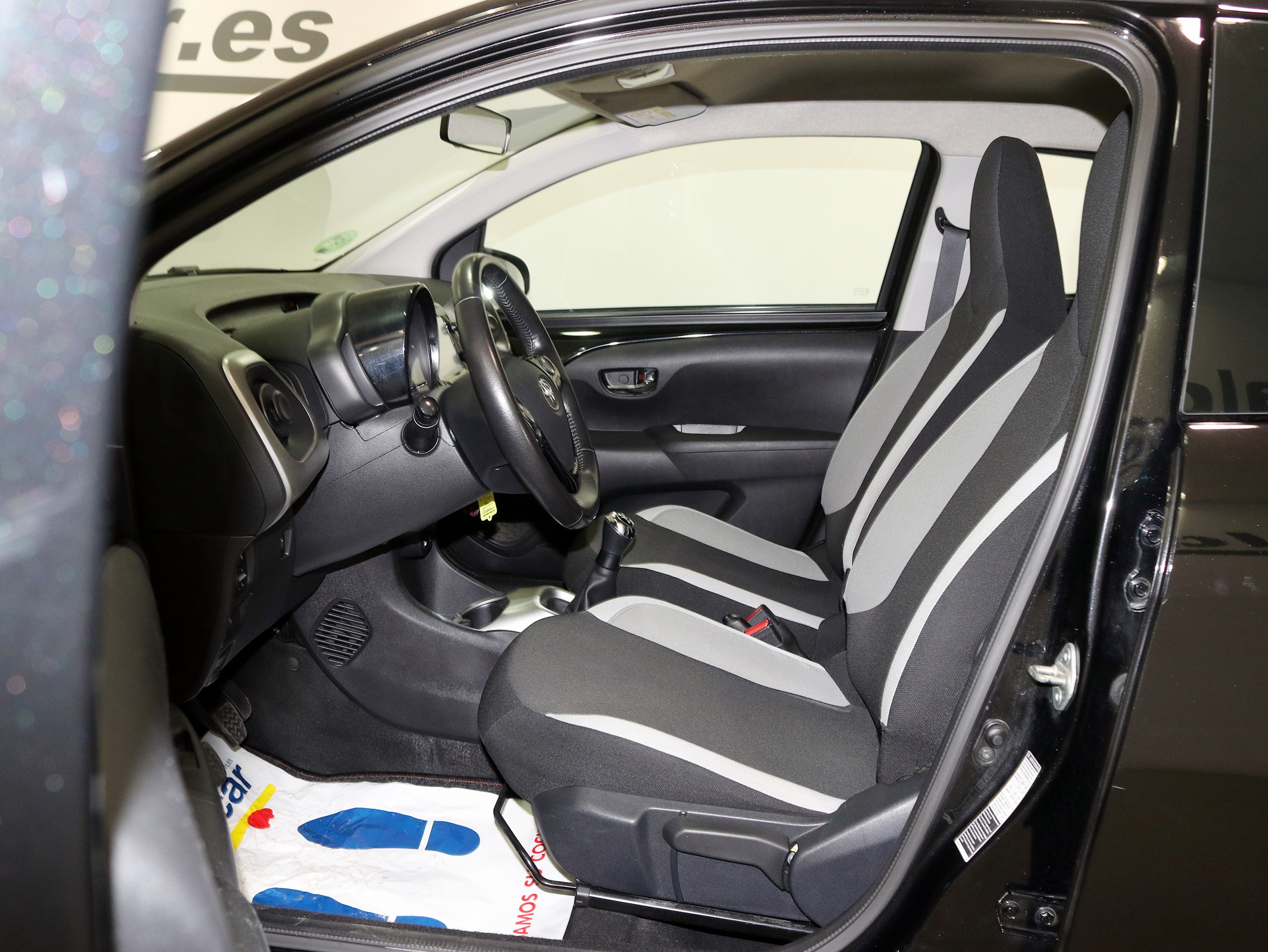 Foto Toyota Aygo 11