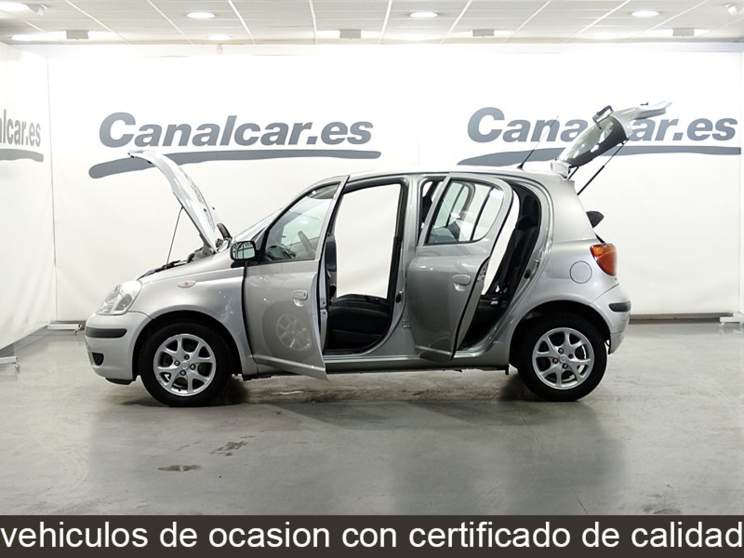 Foto Toyota Yaris 12