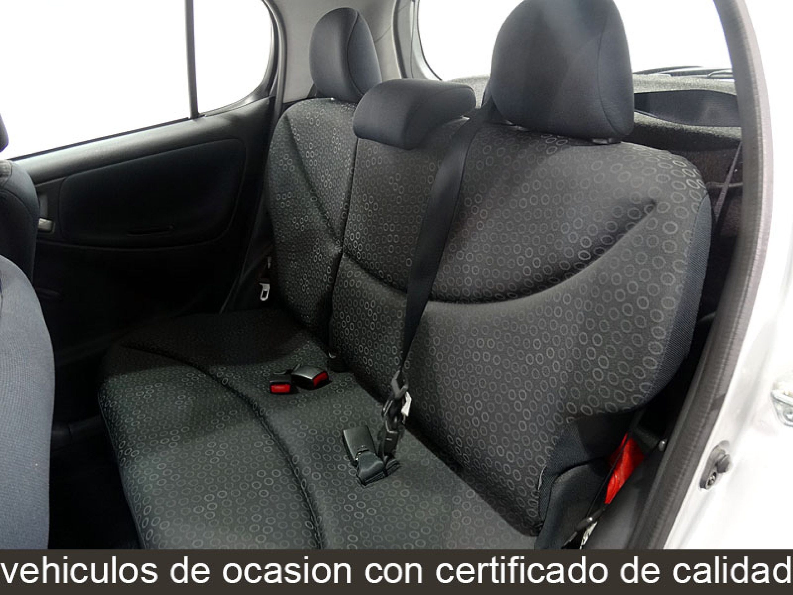 Foto Toyota Yaris 17