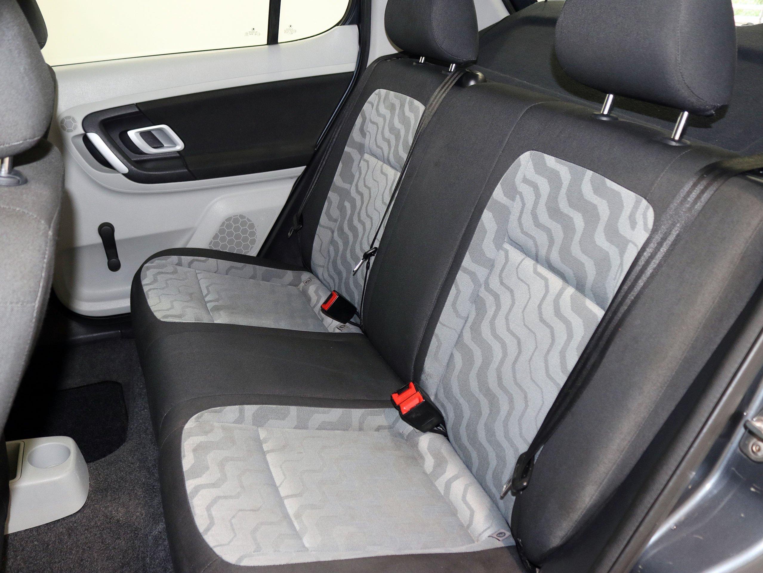 Foto Skoda Fabia 12