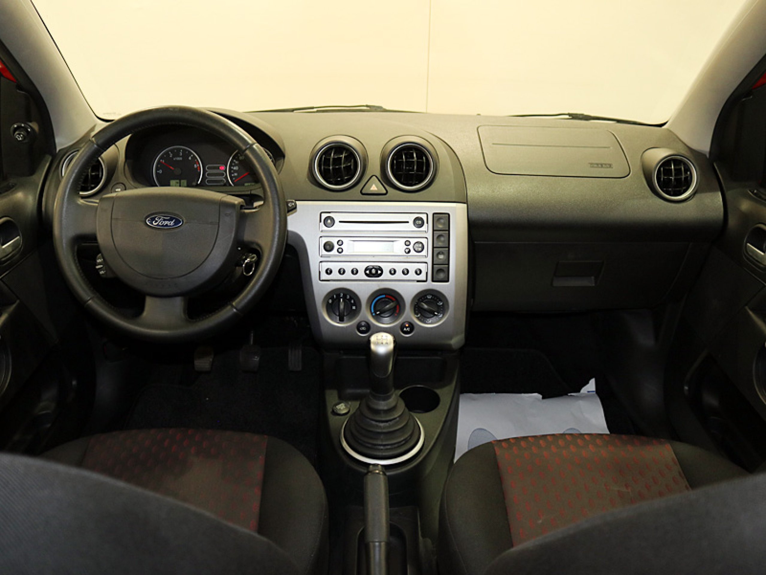 Foto Ford Fiesta 14