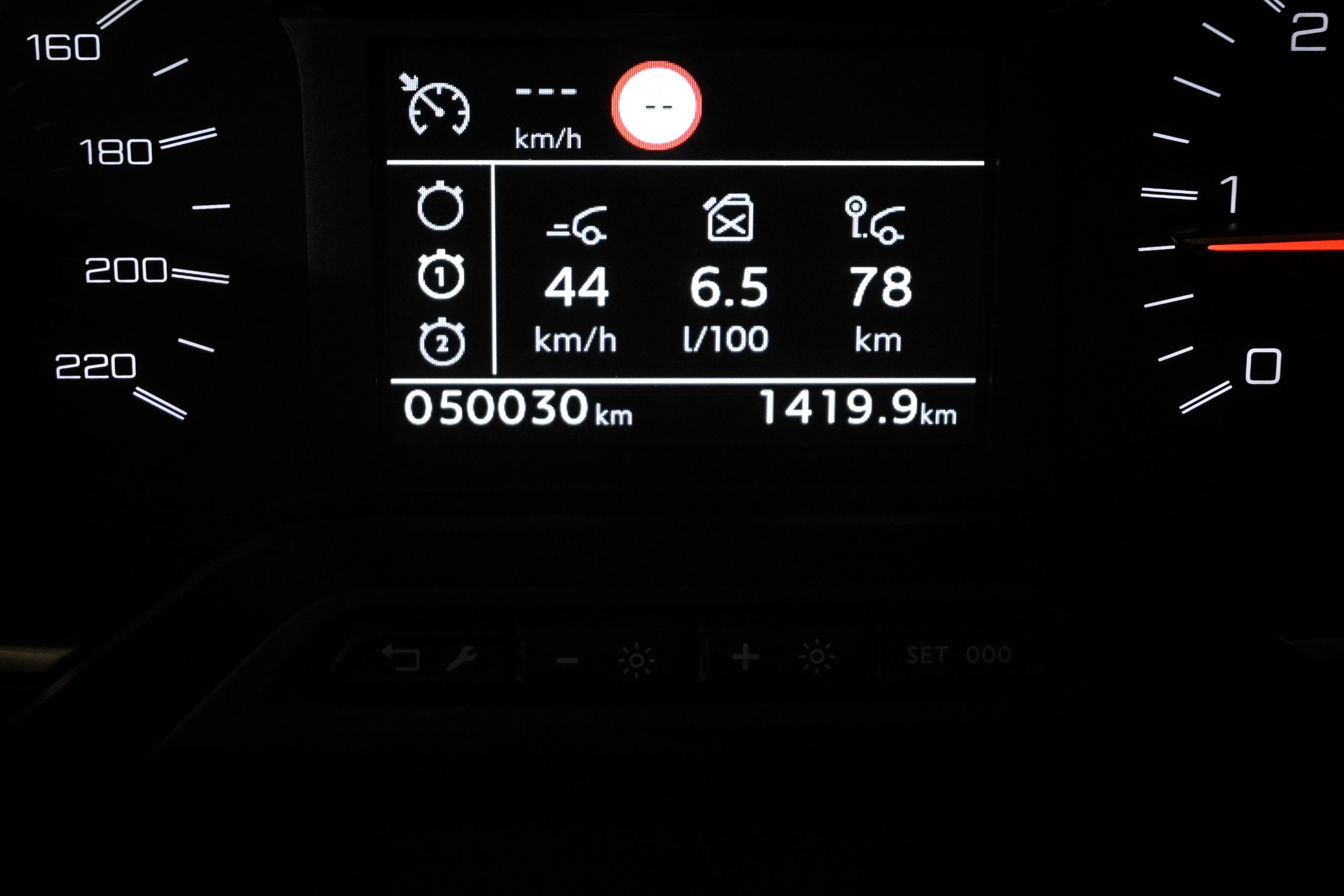 Foto Peugeot Rifter 13