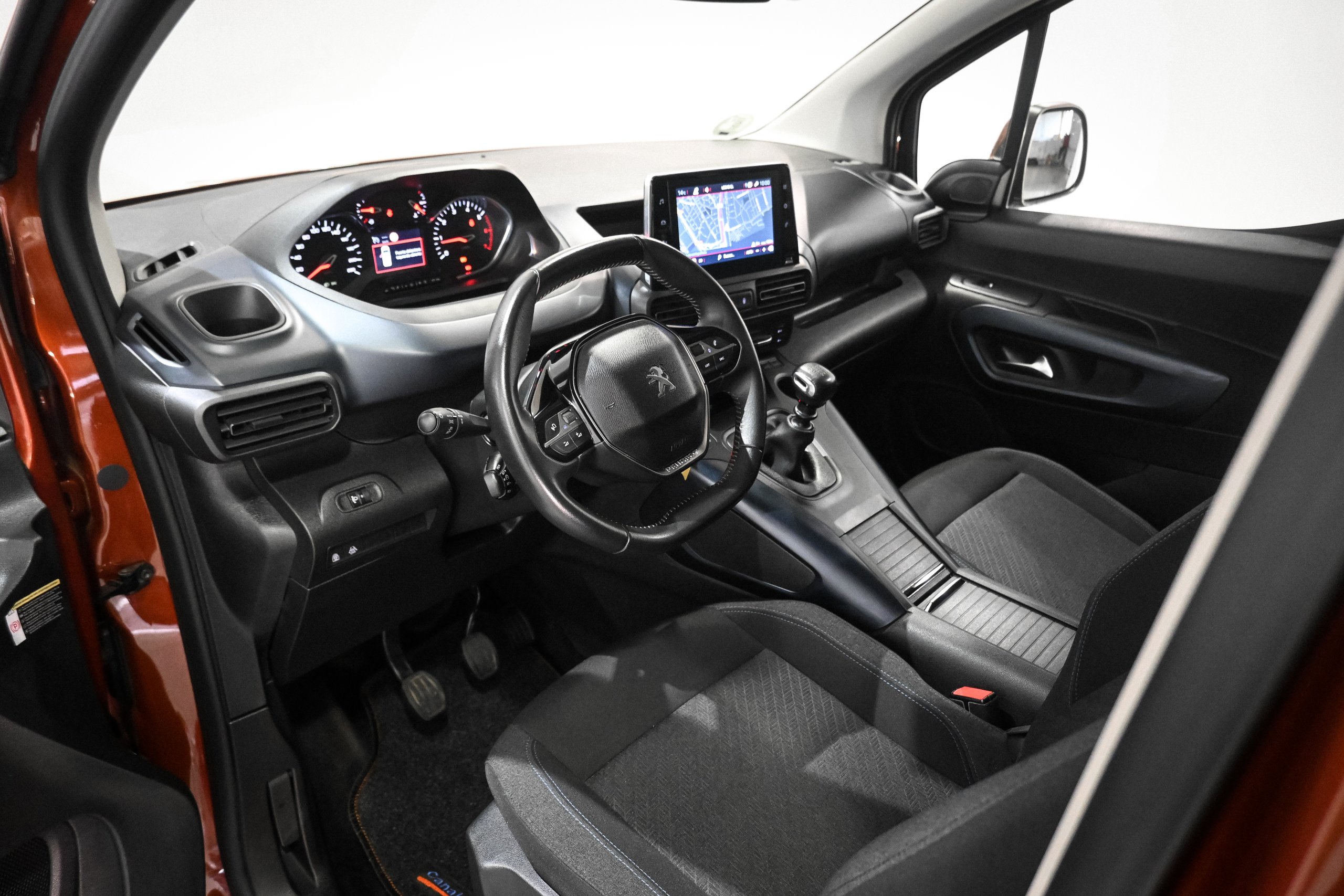 Foto Peugeot Rifter 10