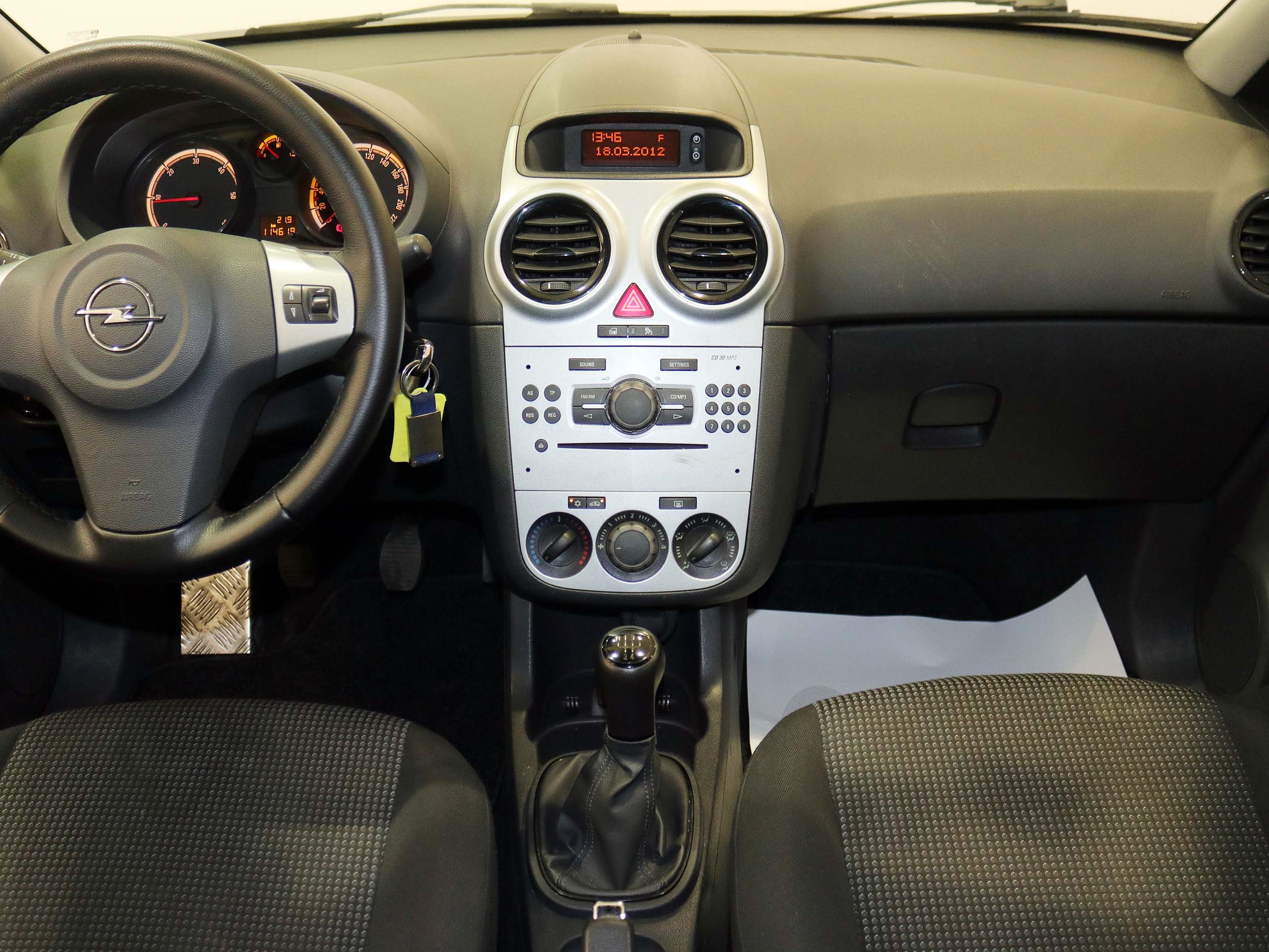 Foto Opel Corsa 16