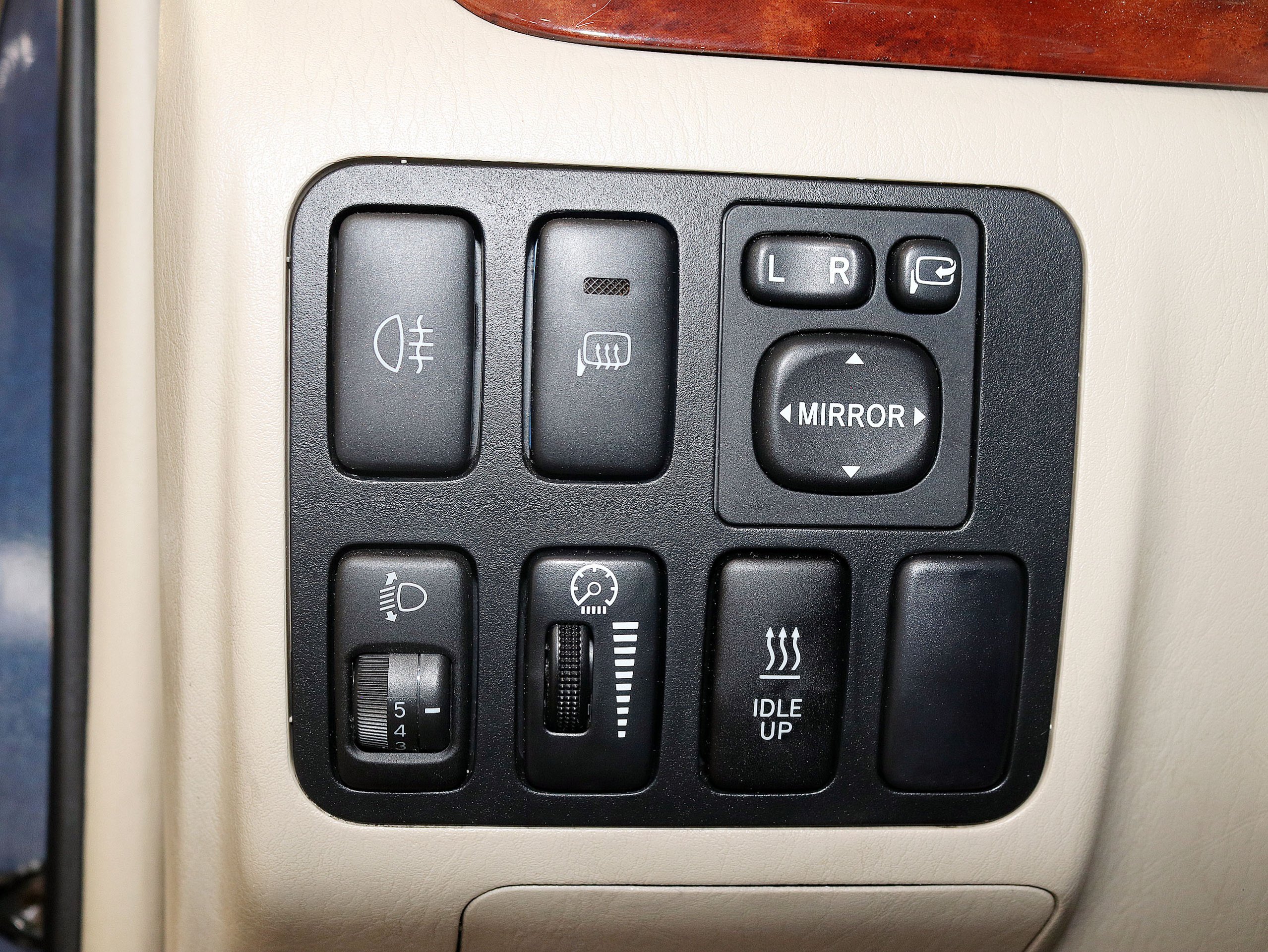 Foto Toyota Land Cruiser 23
